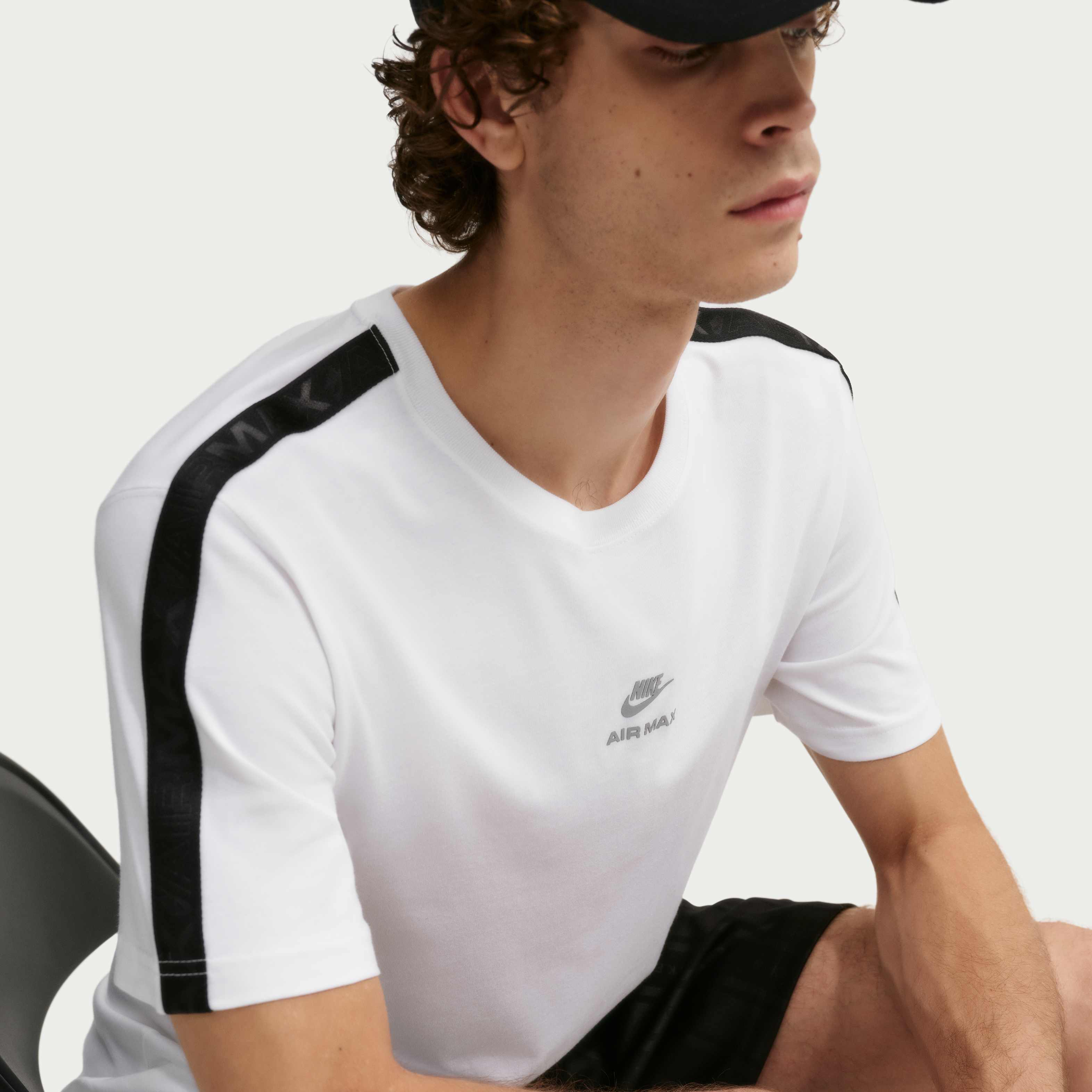Nike Sportswear image number 2