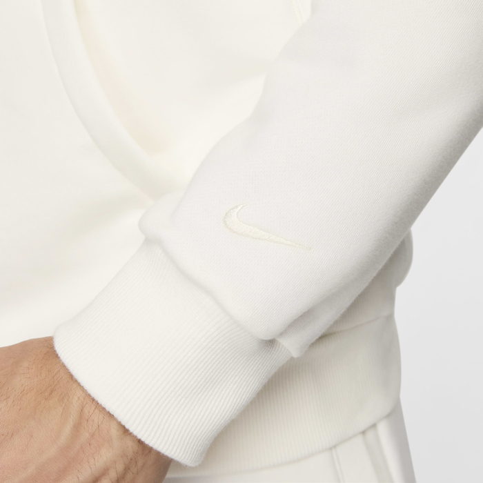 Nike Standard Issue image number 4 Nike Standard Issue image number 4