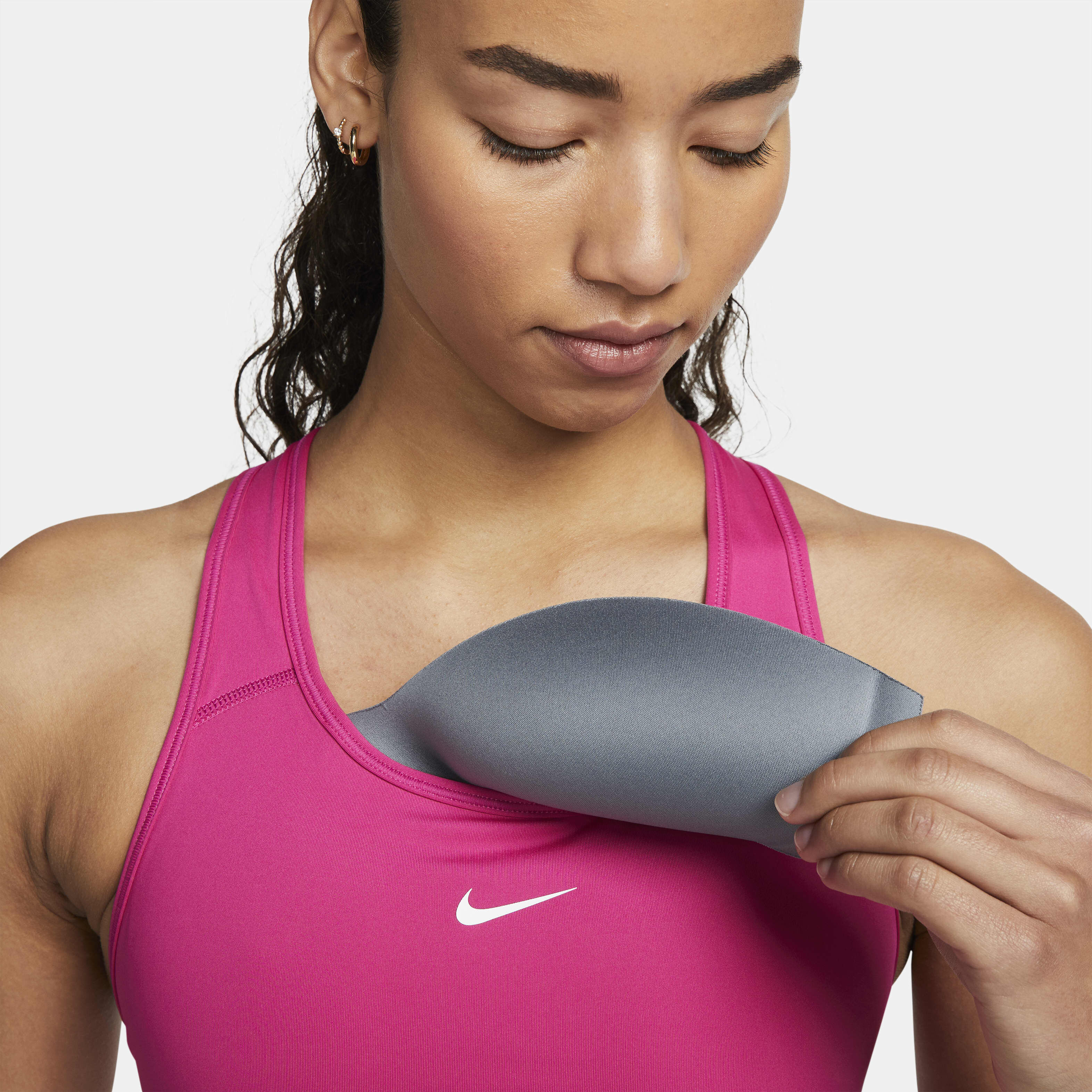 نايكي سووش image number 3