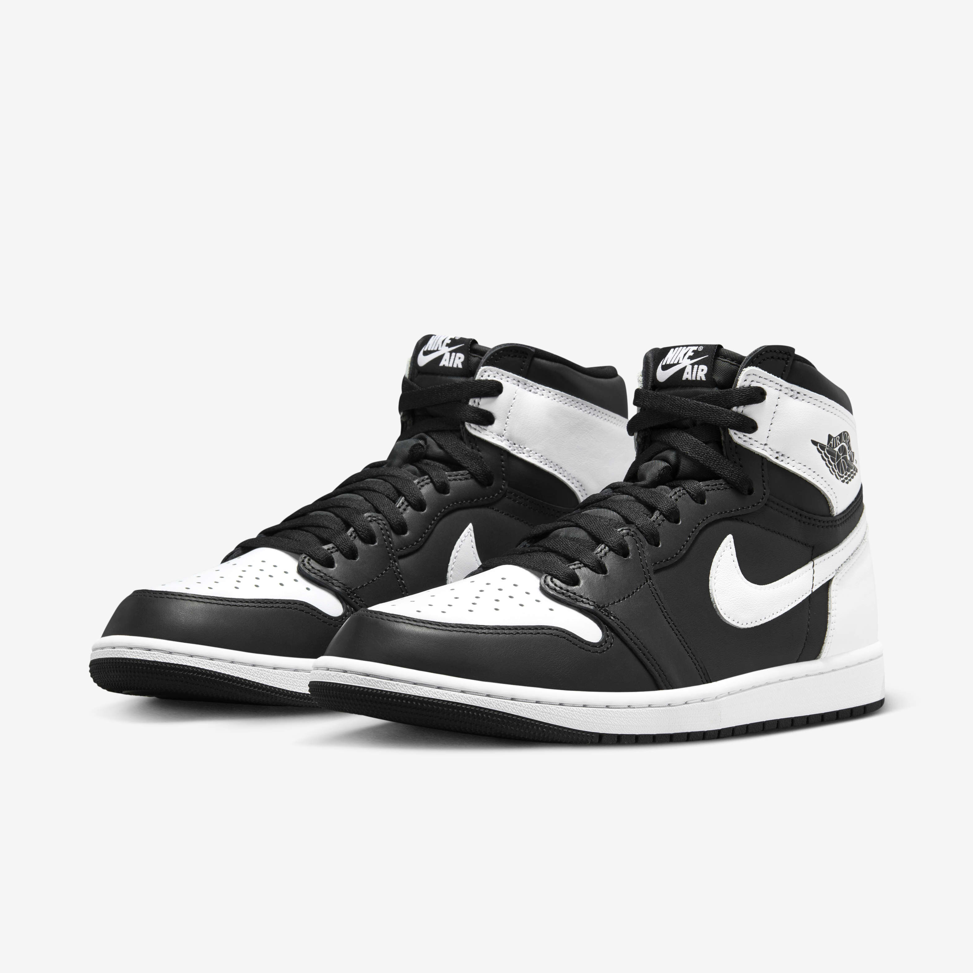 Jordan 1 retro mid black white hot sale