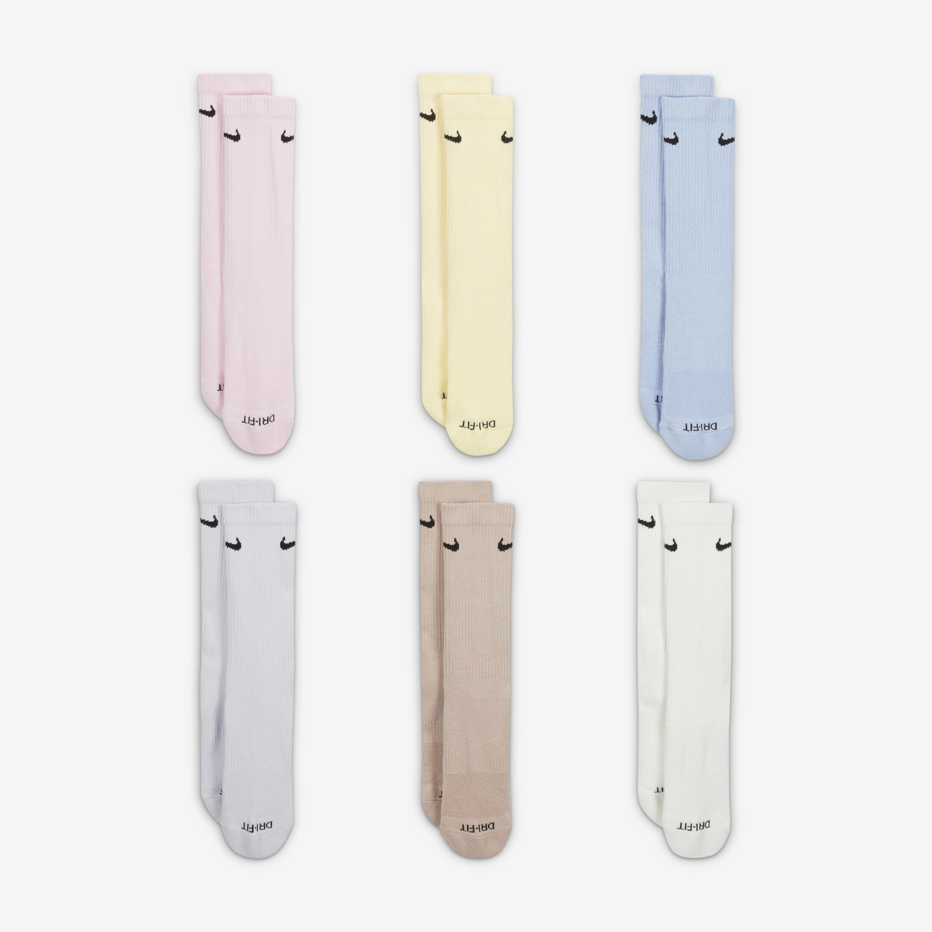 نايكي ايفريداي بلس كوشيند image number 1