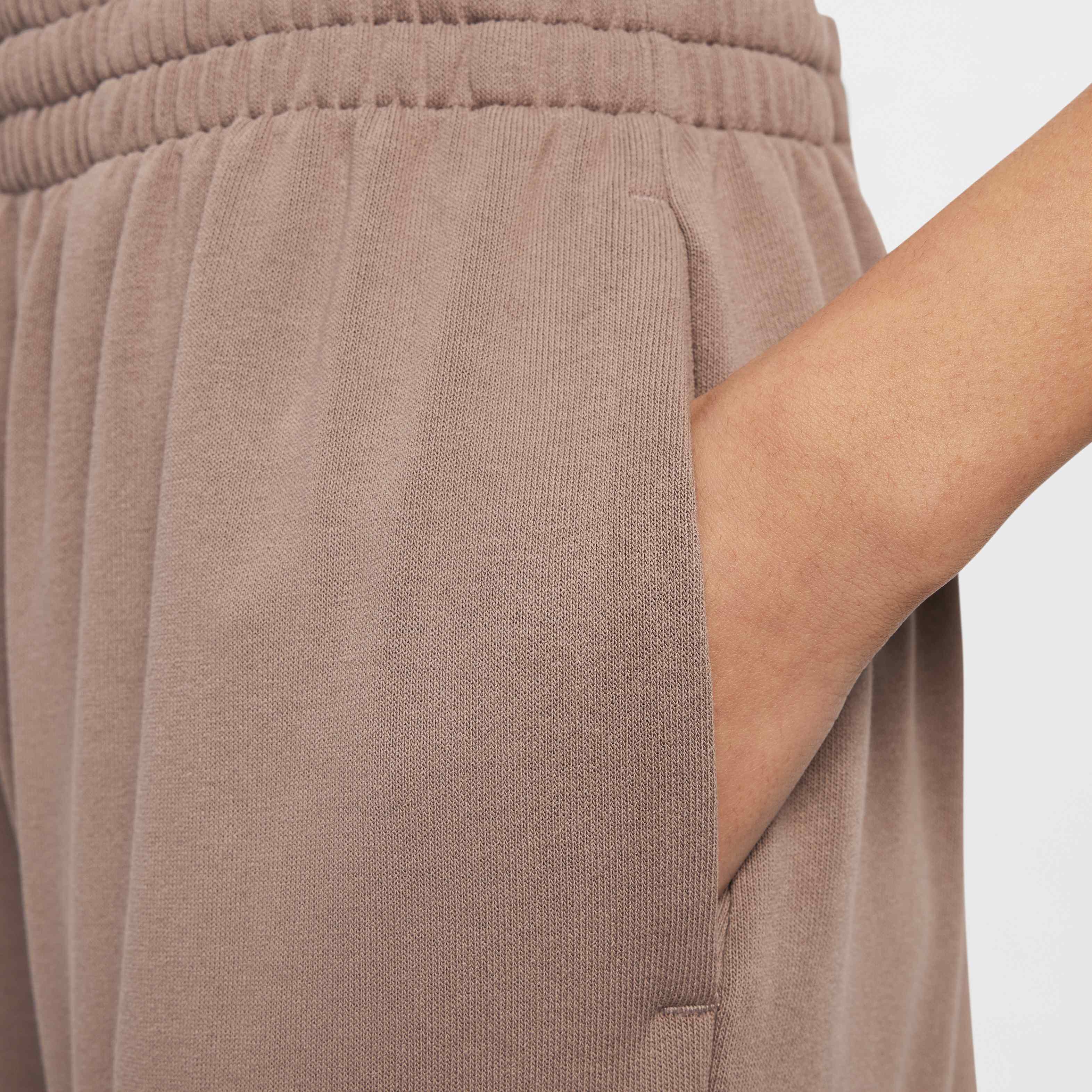 Nike Sportswear image number 3