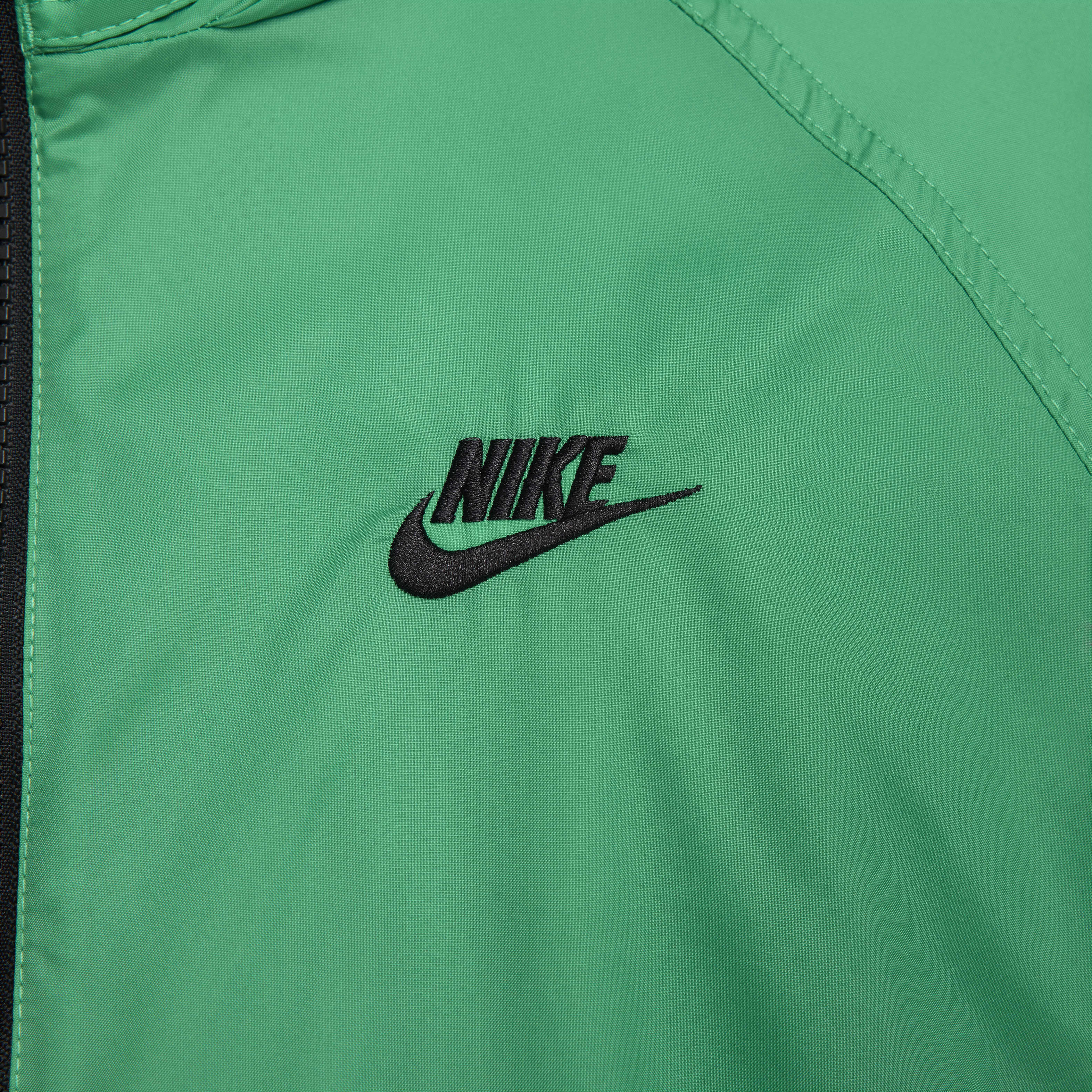 Nike Windrunner image number 3
