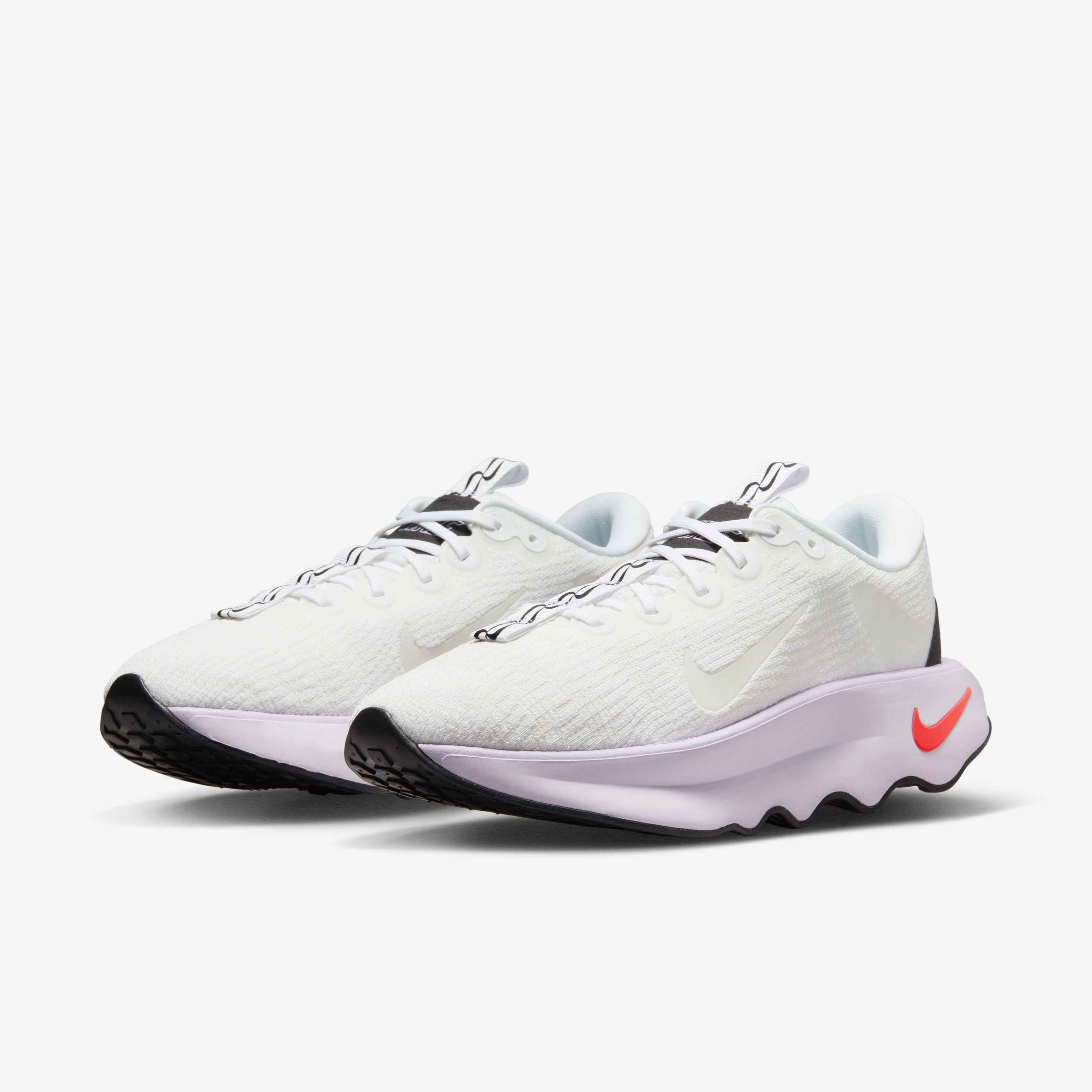 نايكي موتيفا image number 4