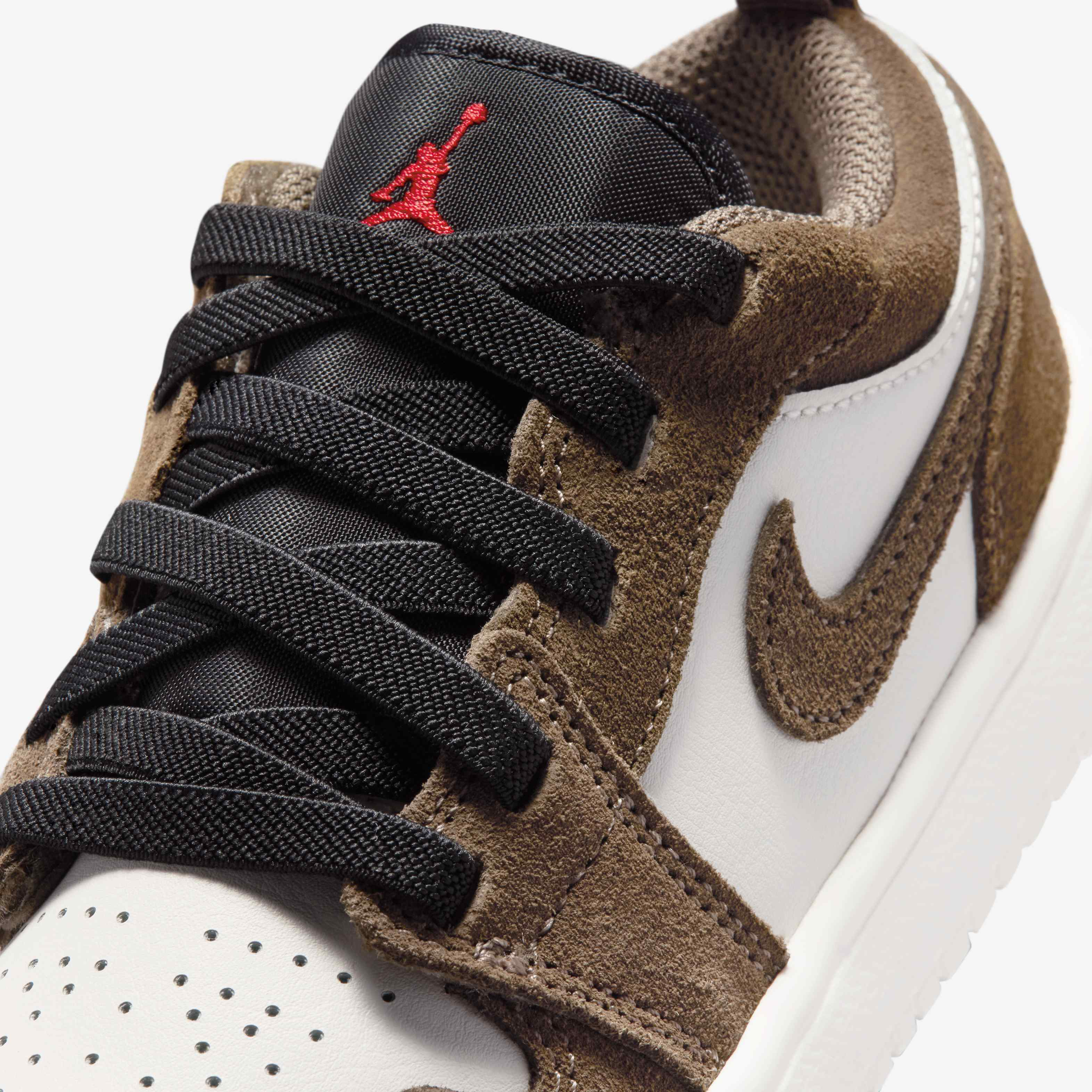 Jordan 1 Low Alt image number 6