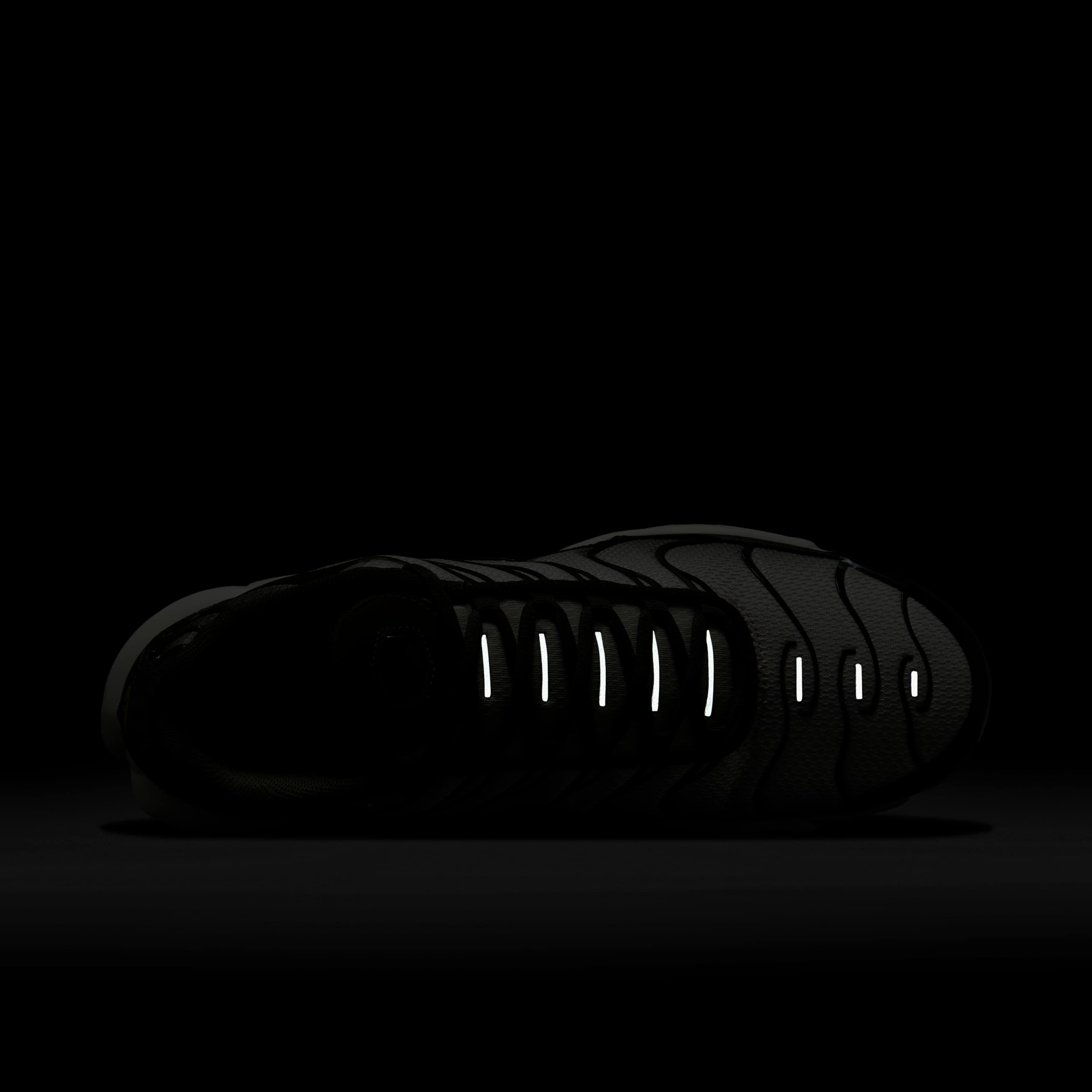 نايكي اير ماكس بلس image number 8