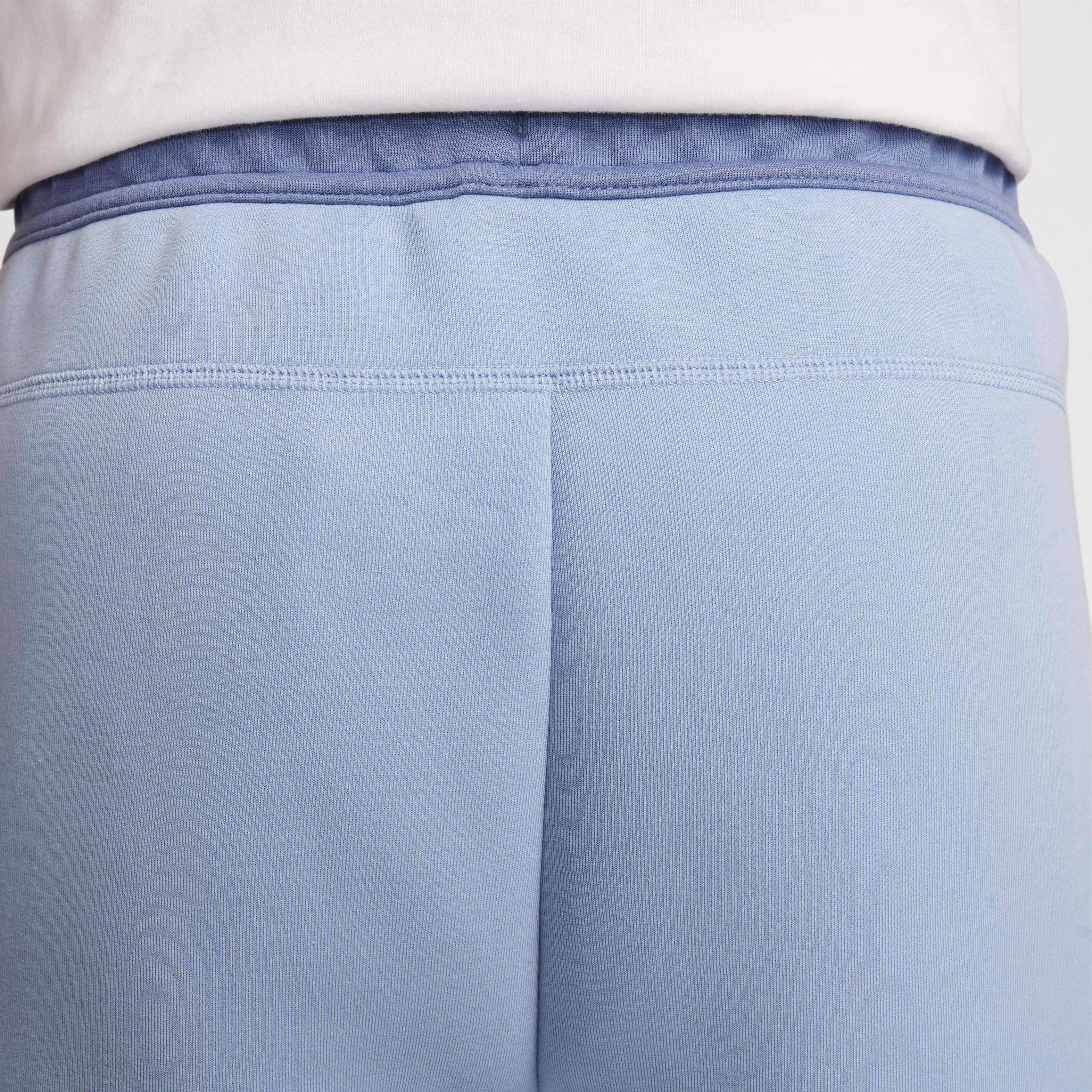 Nike Sportswear Tech Fleece image number 6