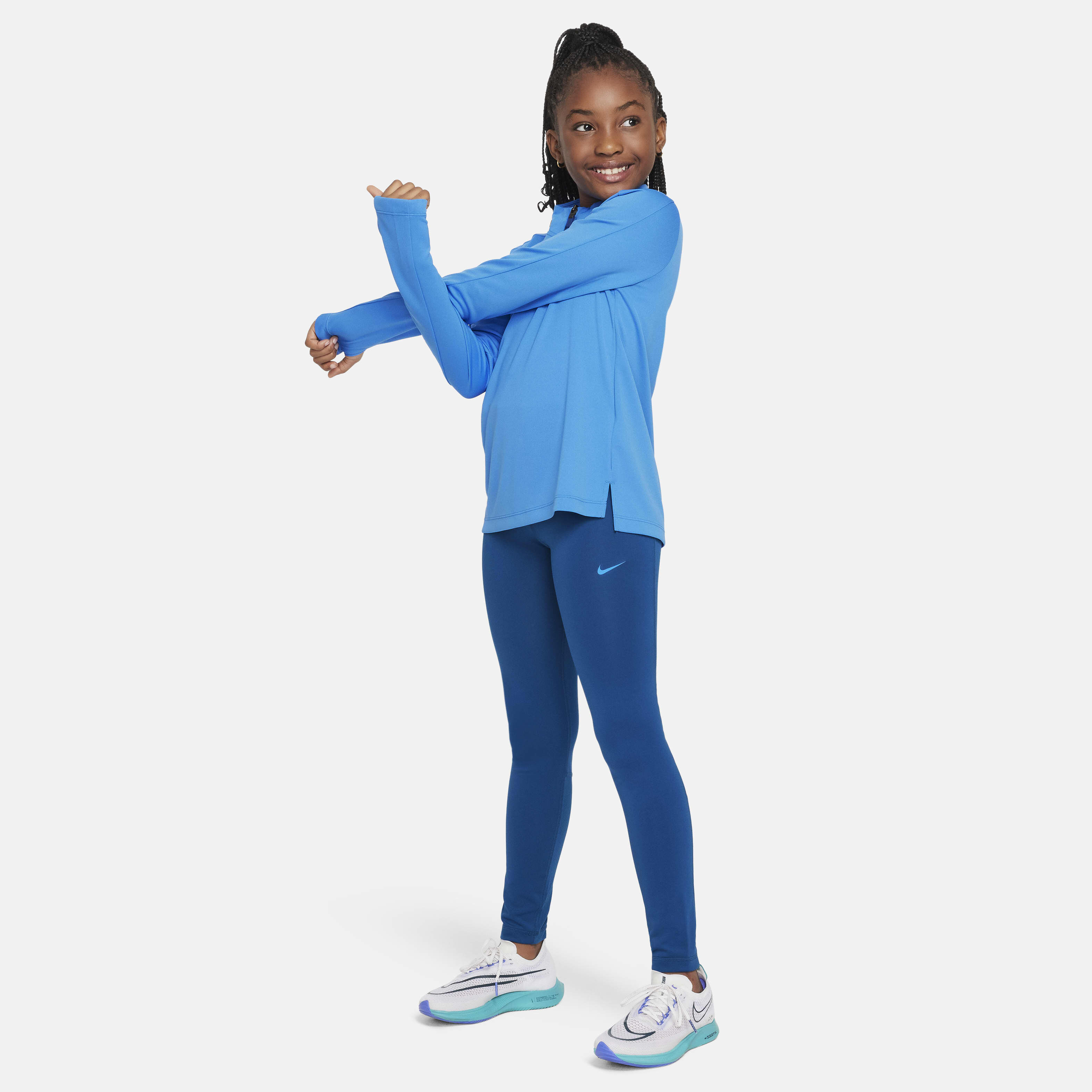 Nike Pro image number 4