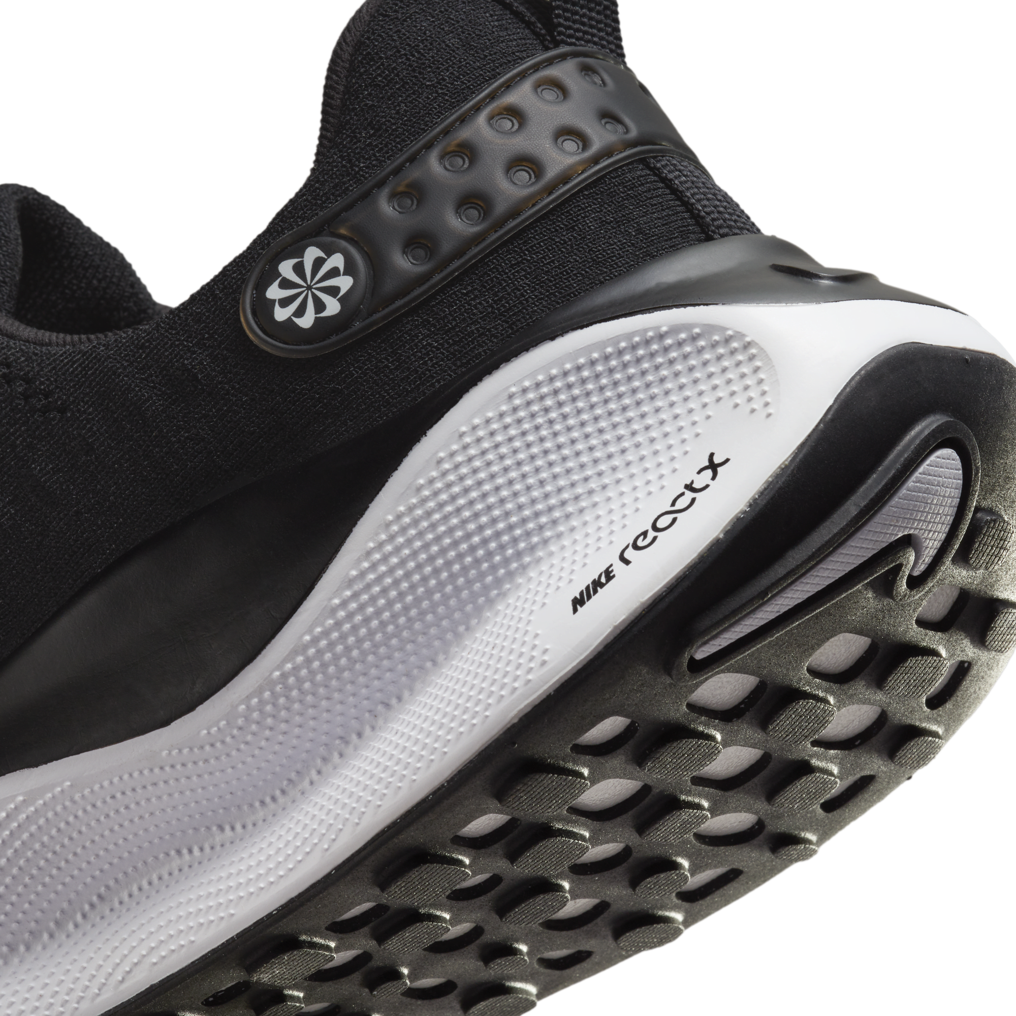 Nike sneakers discount 8.8.18