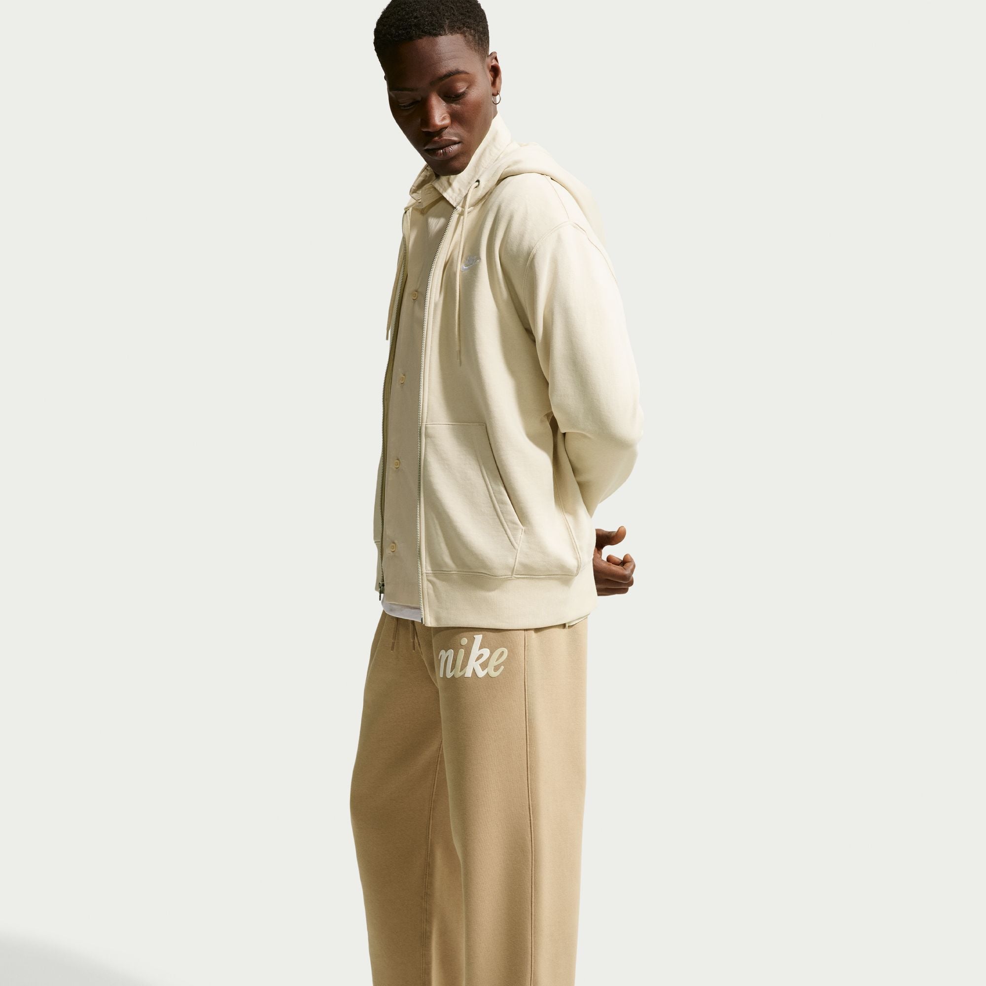 نايكي سبورتسوير كلوب image number 0
