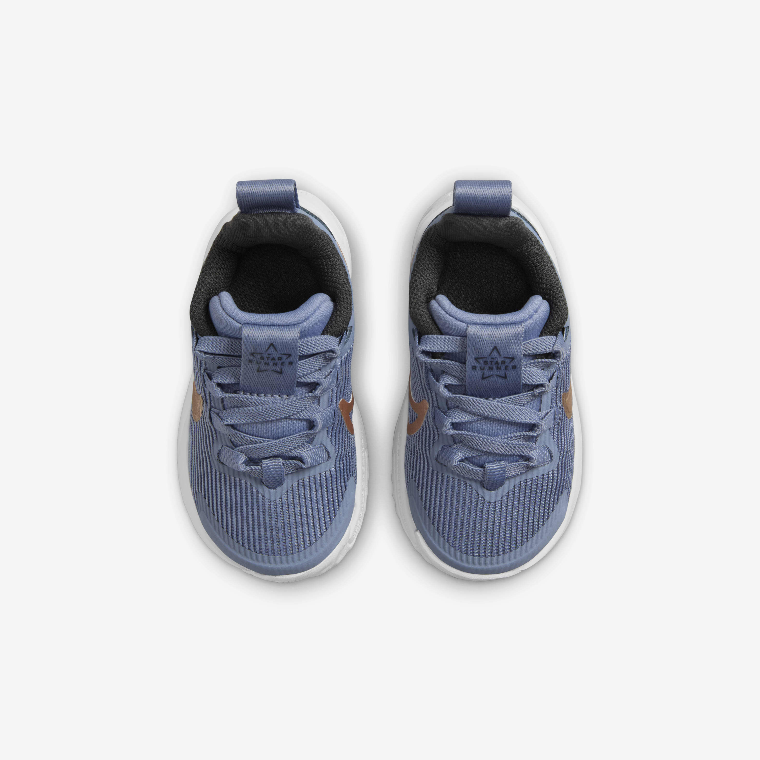 Baby nike trainers size 4 new arrivals