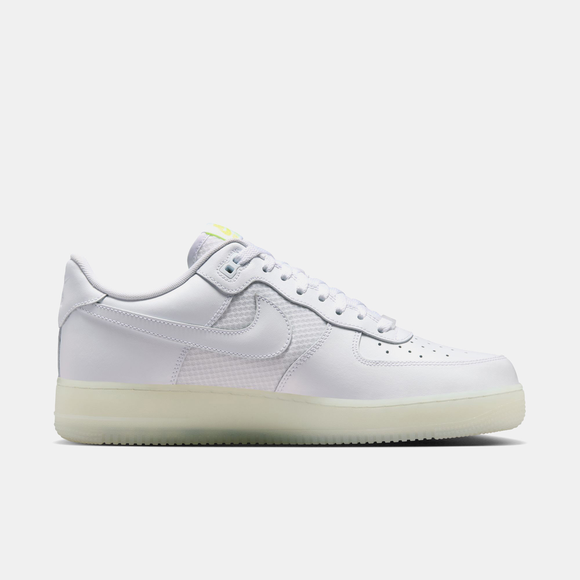 Nike Air Force 1 '07 LV8 image number 6