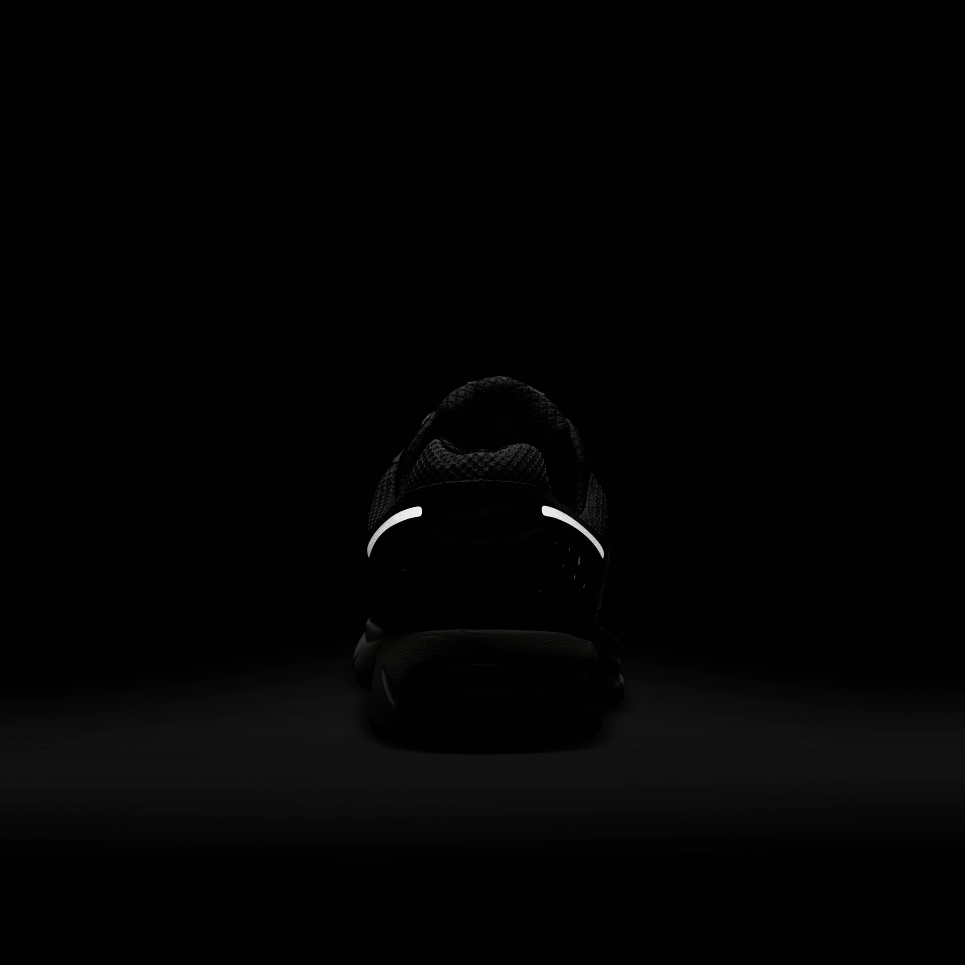 نايكي زووم فوميرو 5 image number 9