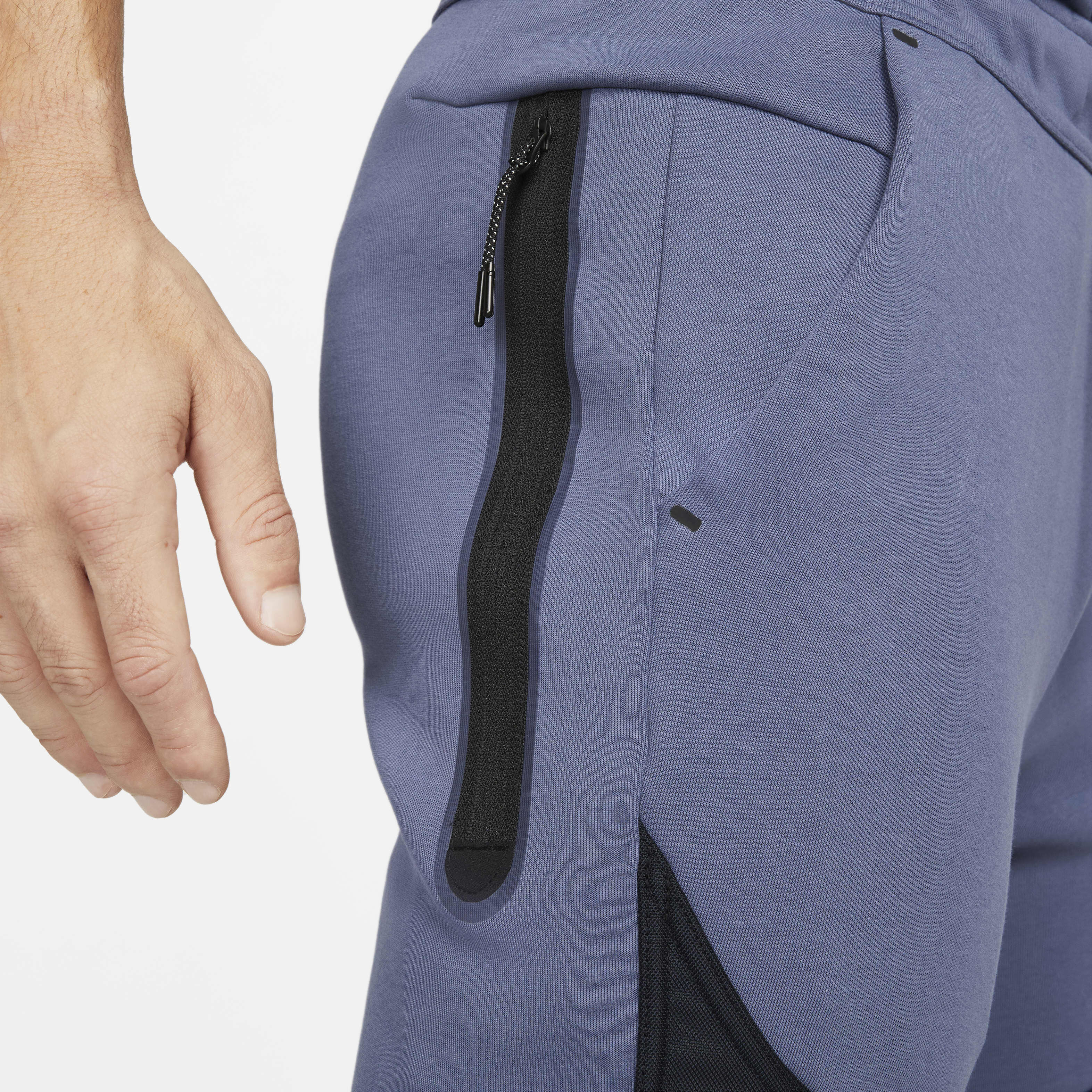 Nike Sportswear Tech Fleece image number 3