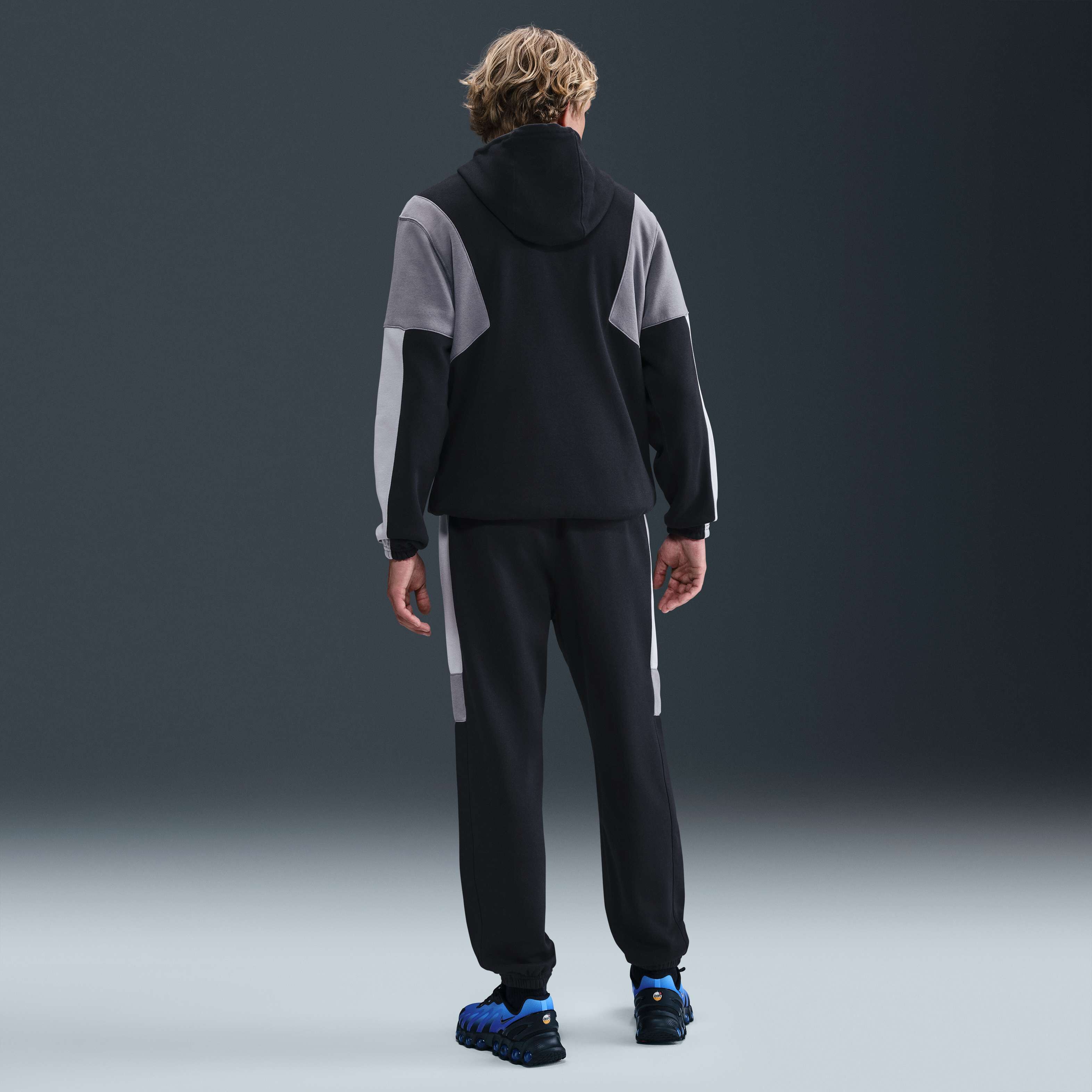 Nike Sportswear Club image number 4