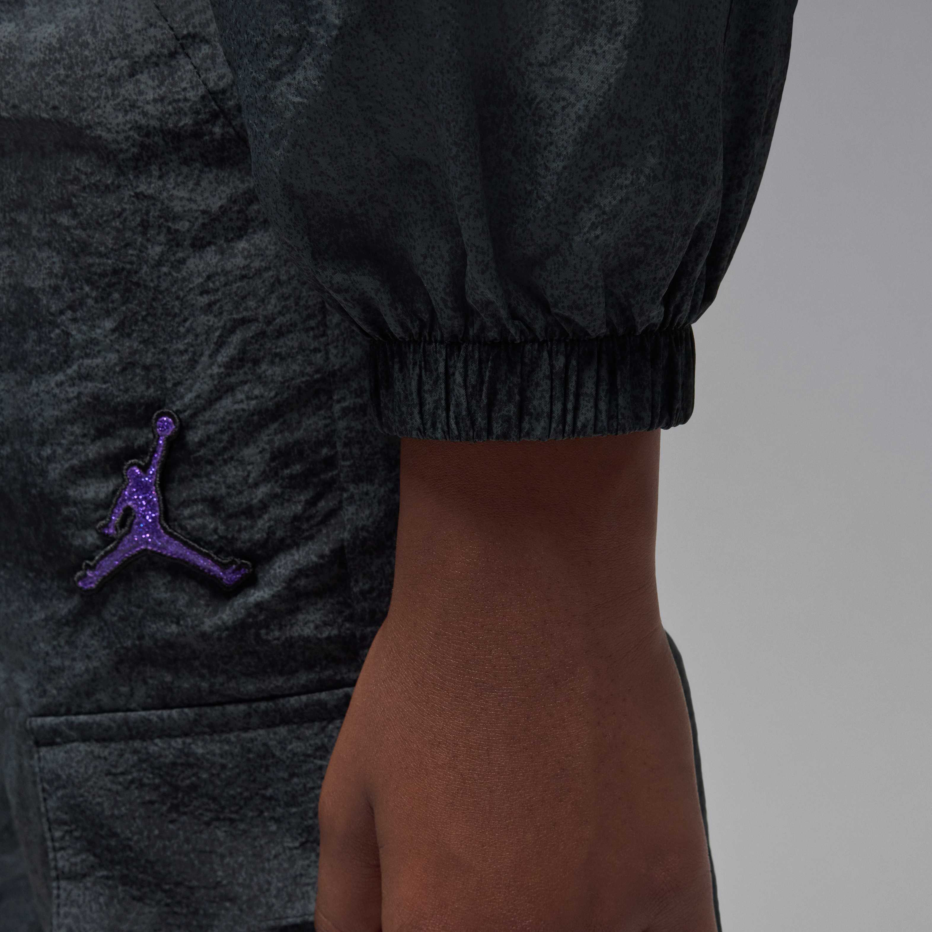 جوردن بلو جينز أند بلينج image number 5