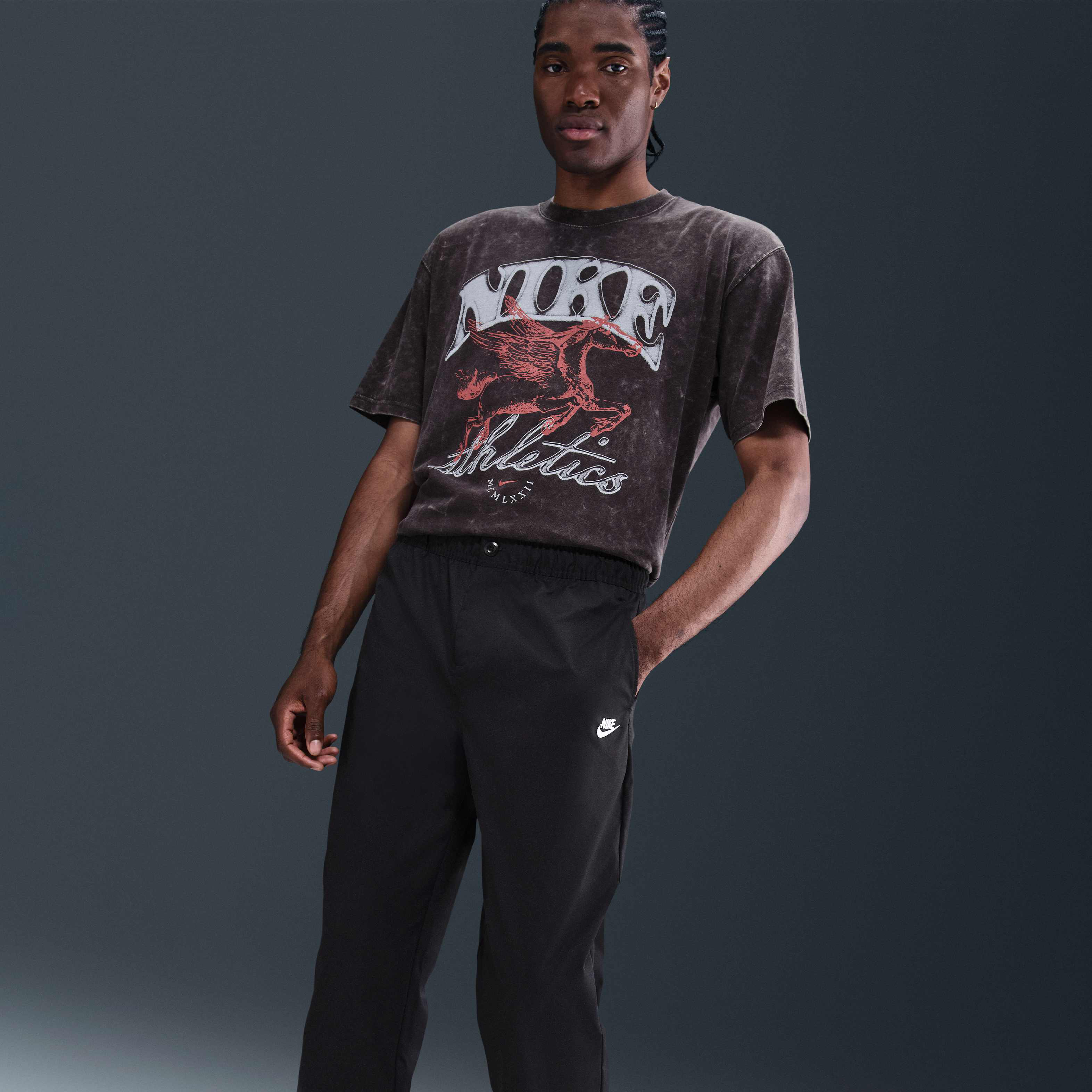 Nike Club image number 1