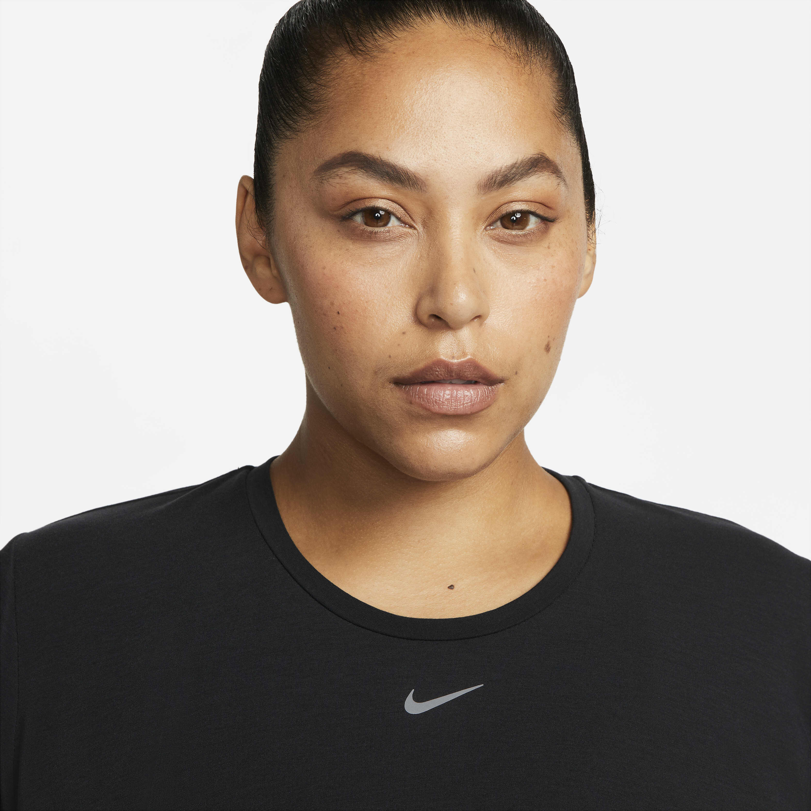 Nike Dri-FIT One Luxe image number 2