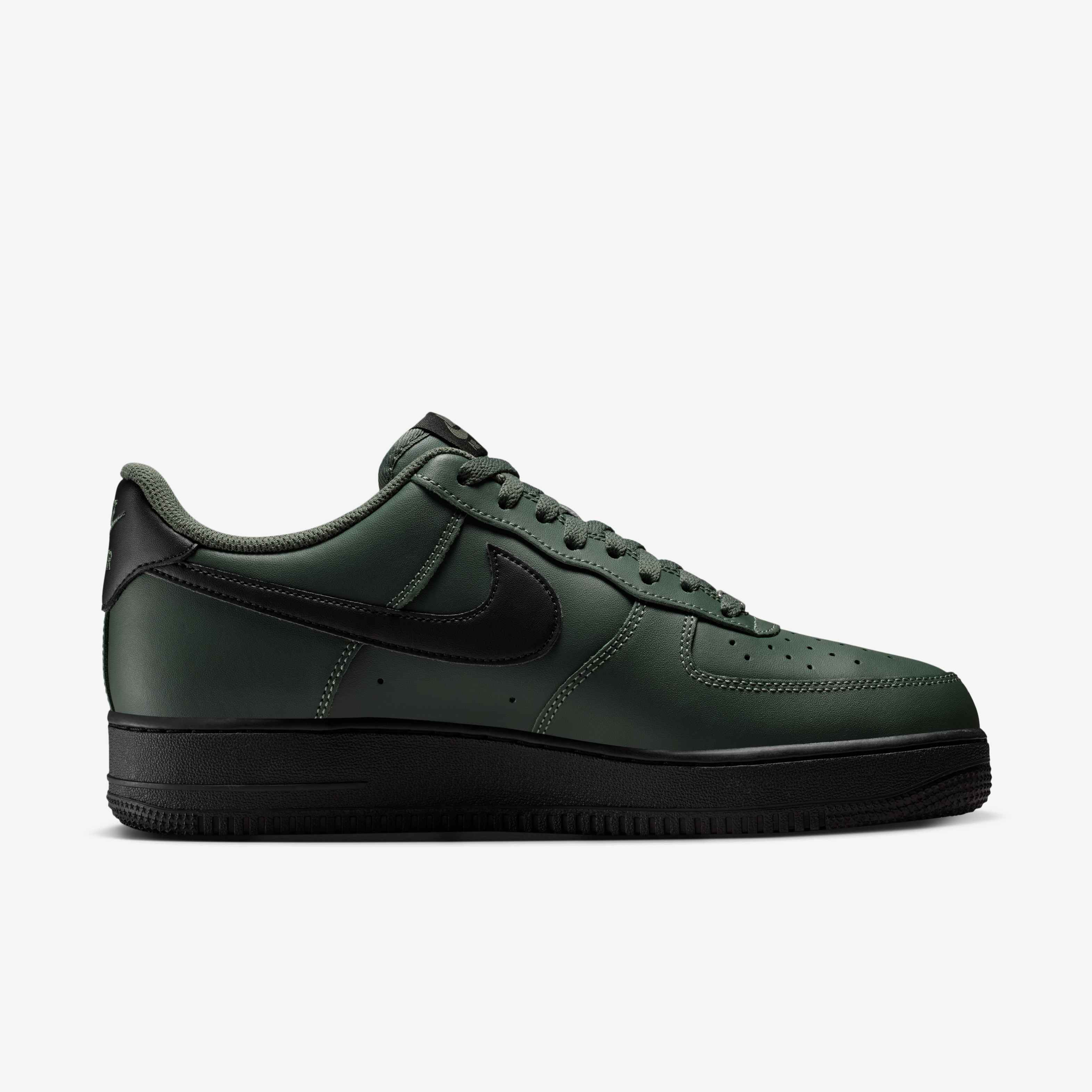 Nike Air Force 1 '07 image number 2