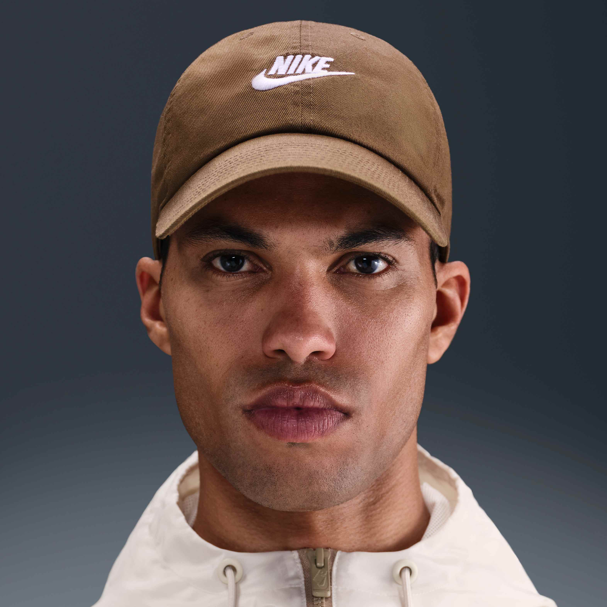 Zoom image