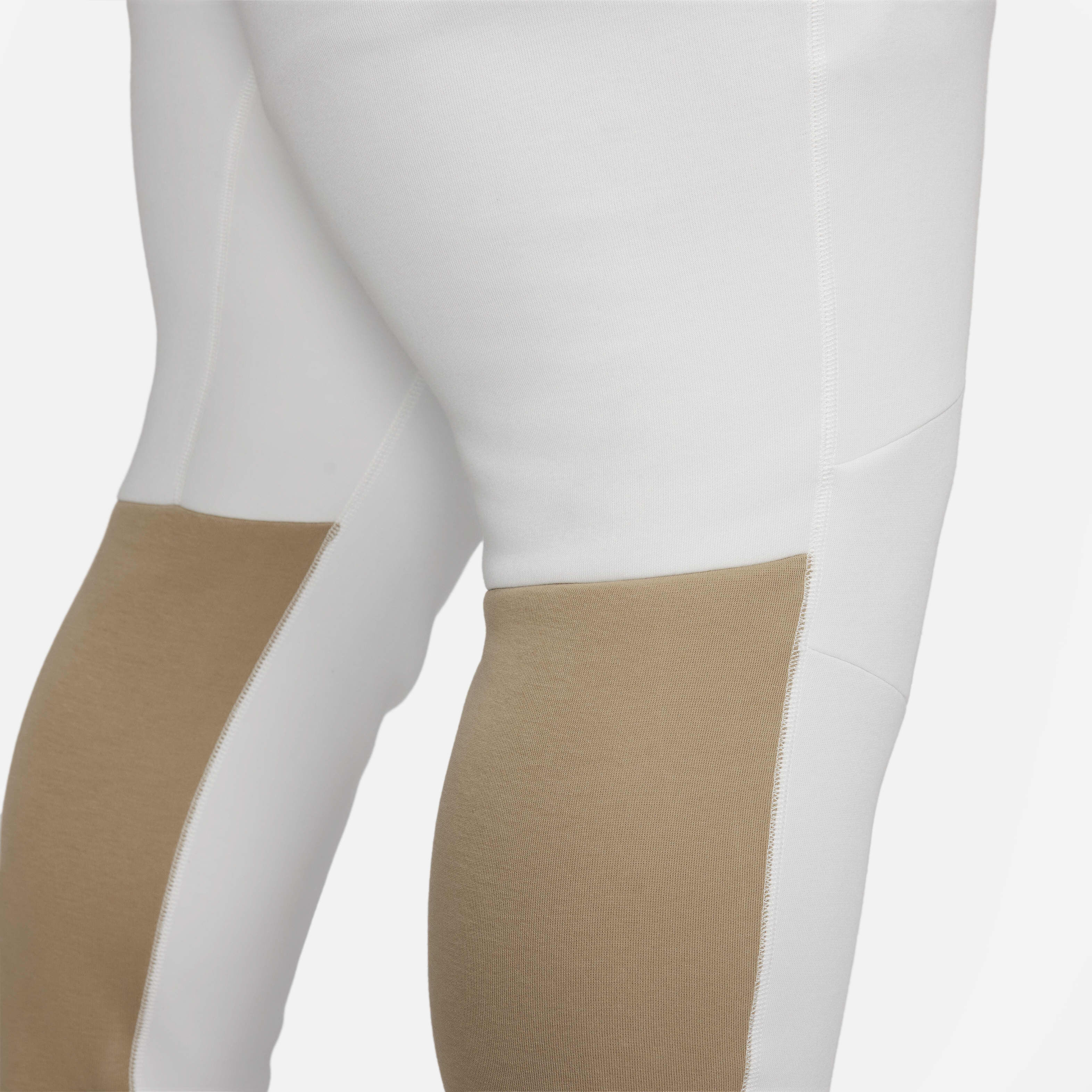 Nike Sportswear Tech Fleece image number 16