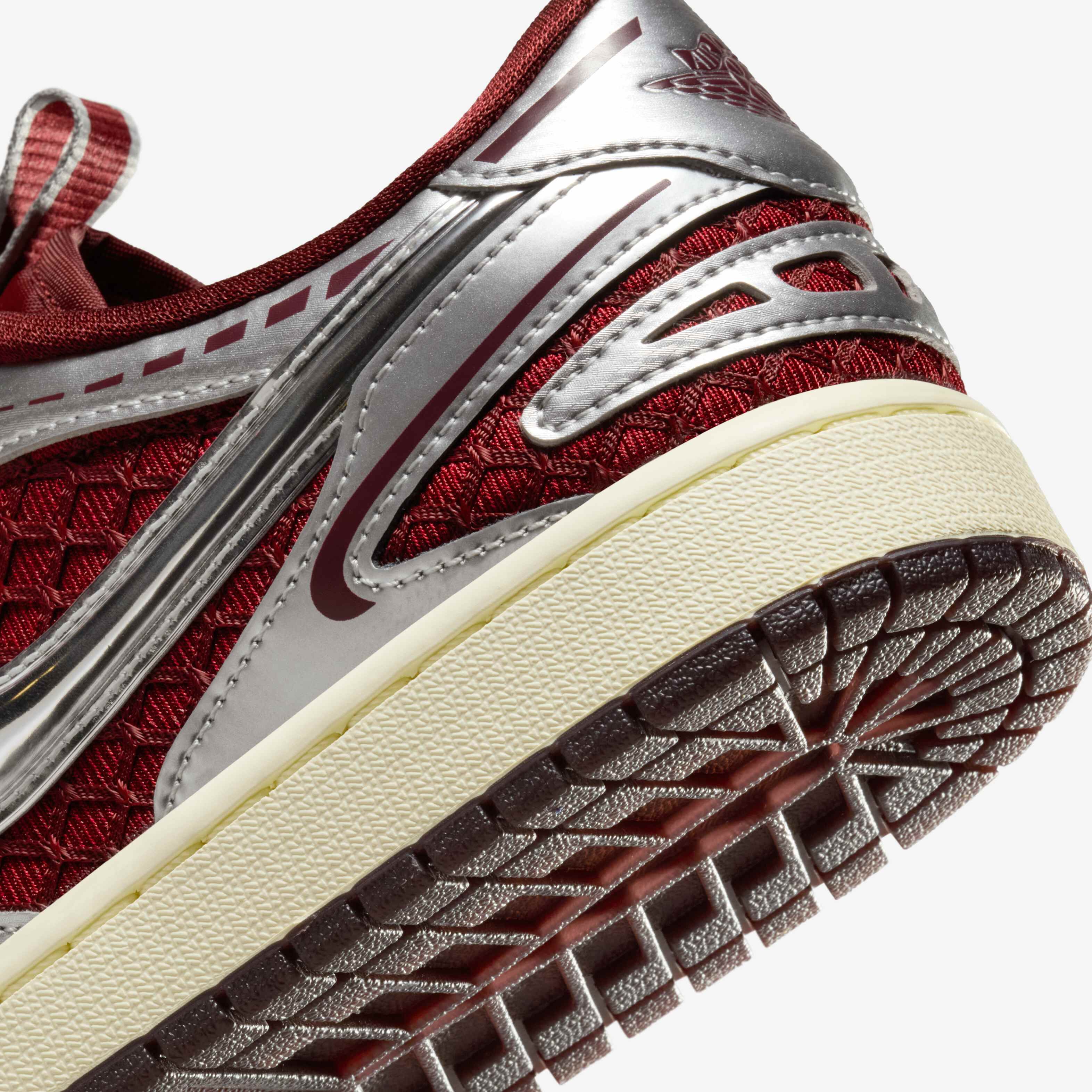 Air Jordan 1 Low Method of Make image number 7