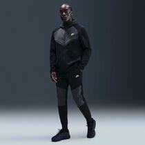 Nike Tech