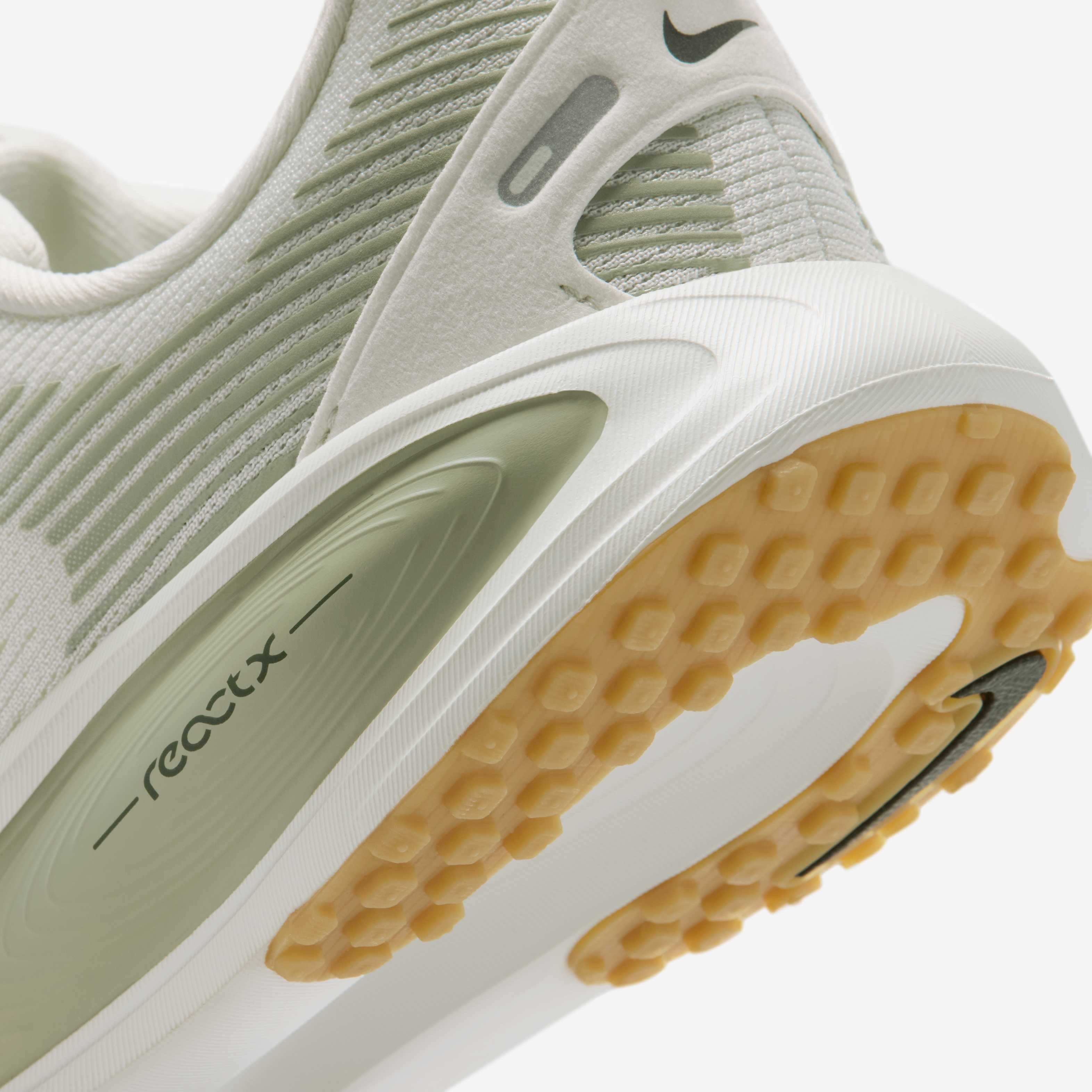 نايكي فوميرو 18 image number 7