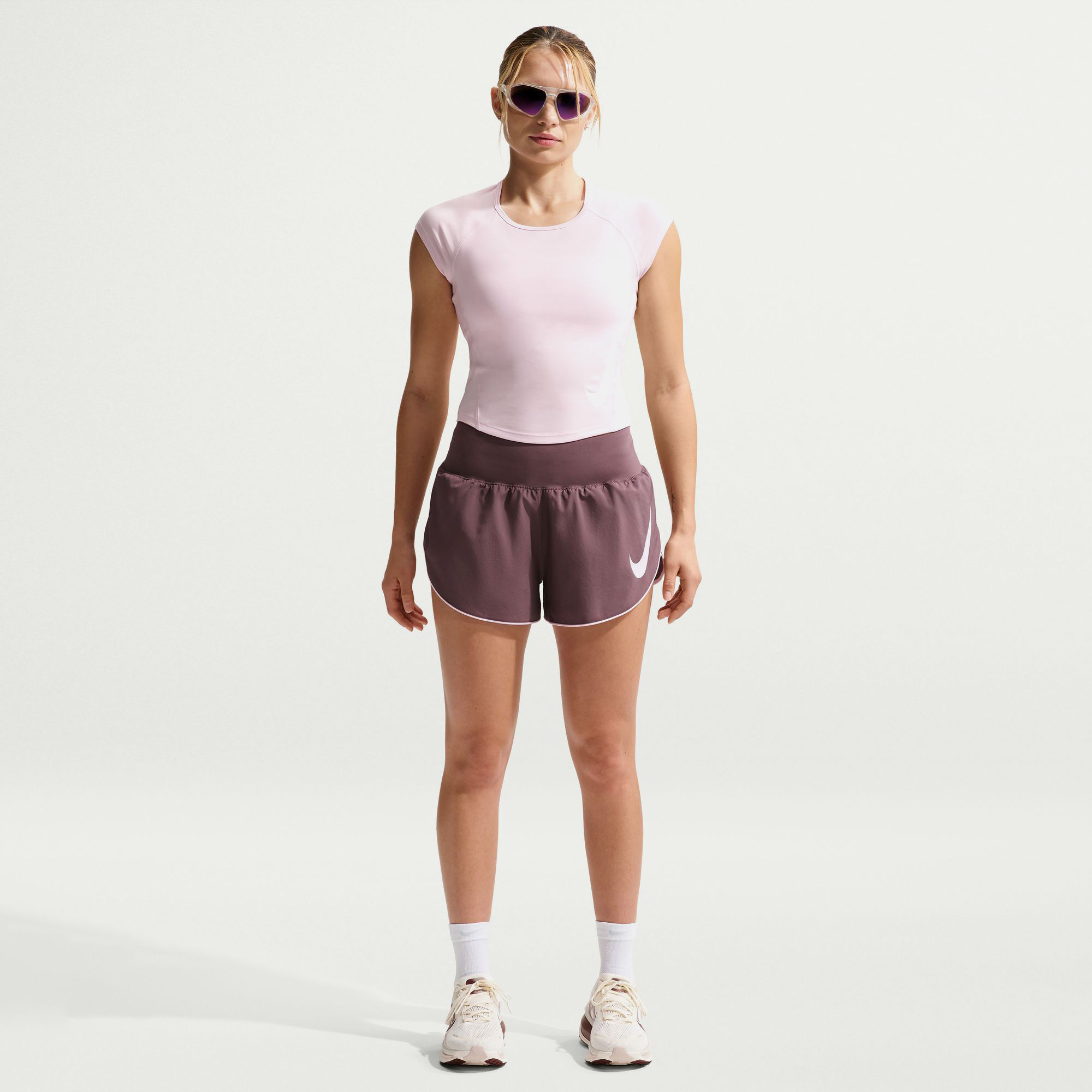 Nike Tempo Flow Swoosh image number 0