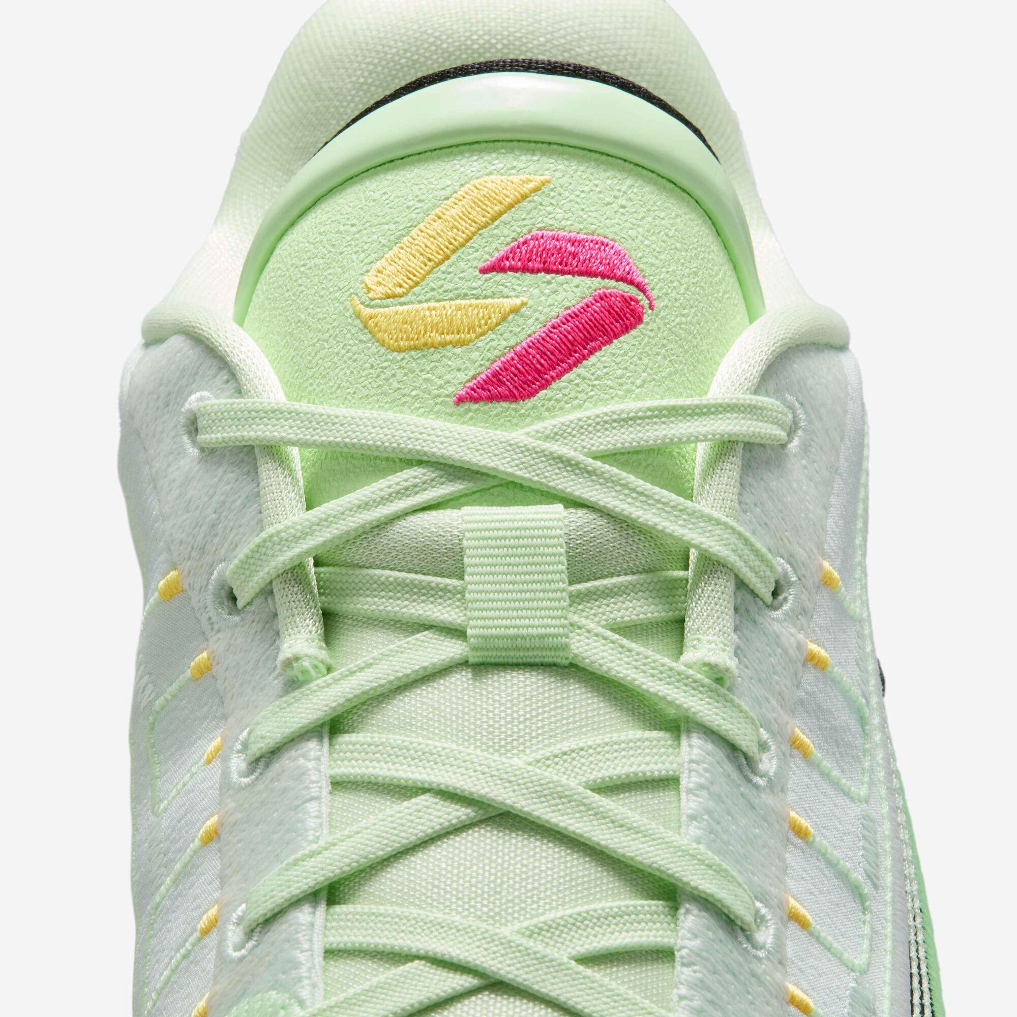 Zoom image