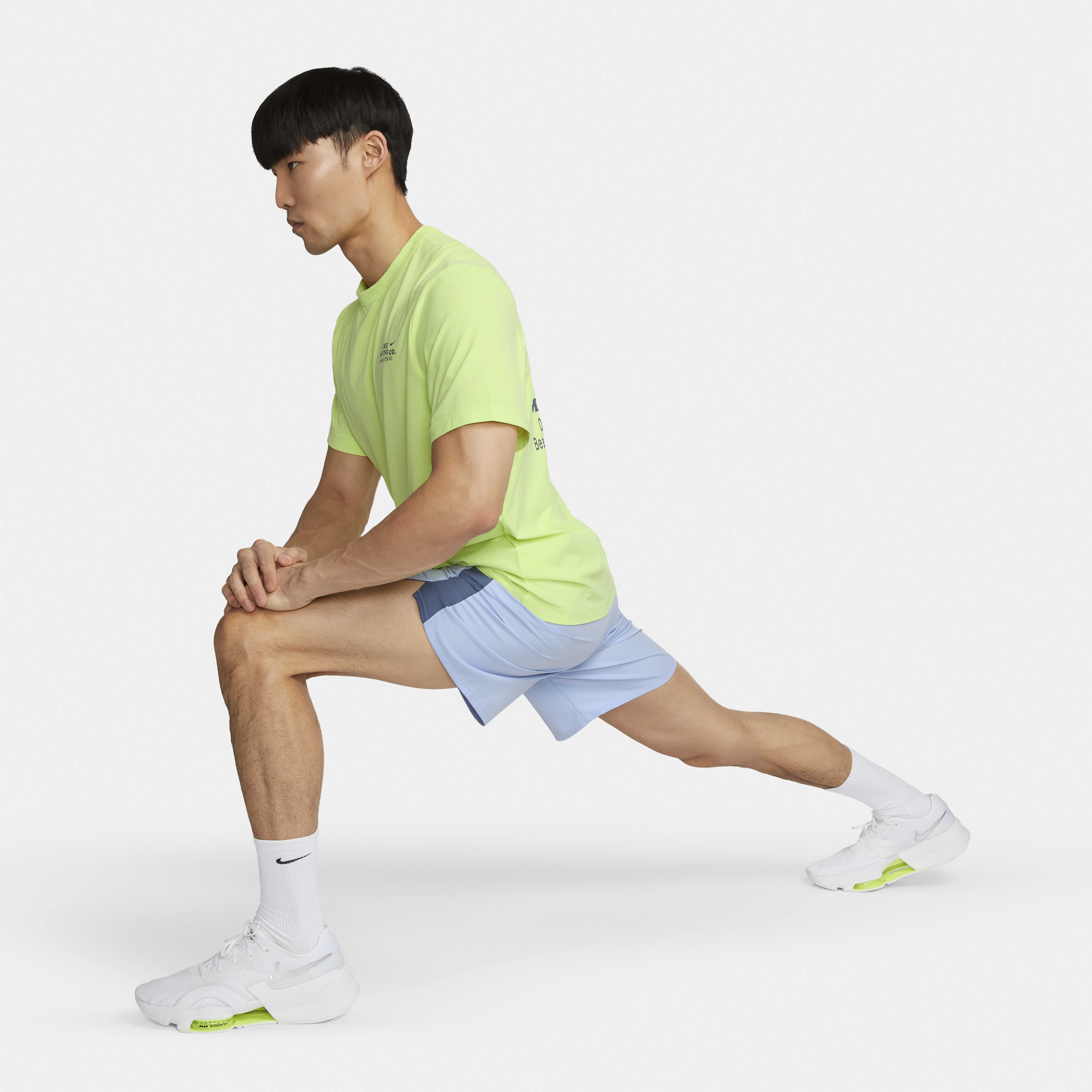 Nike Dri-FIT Challenger image number 8