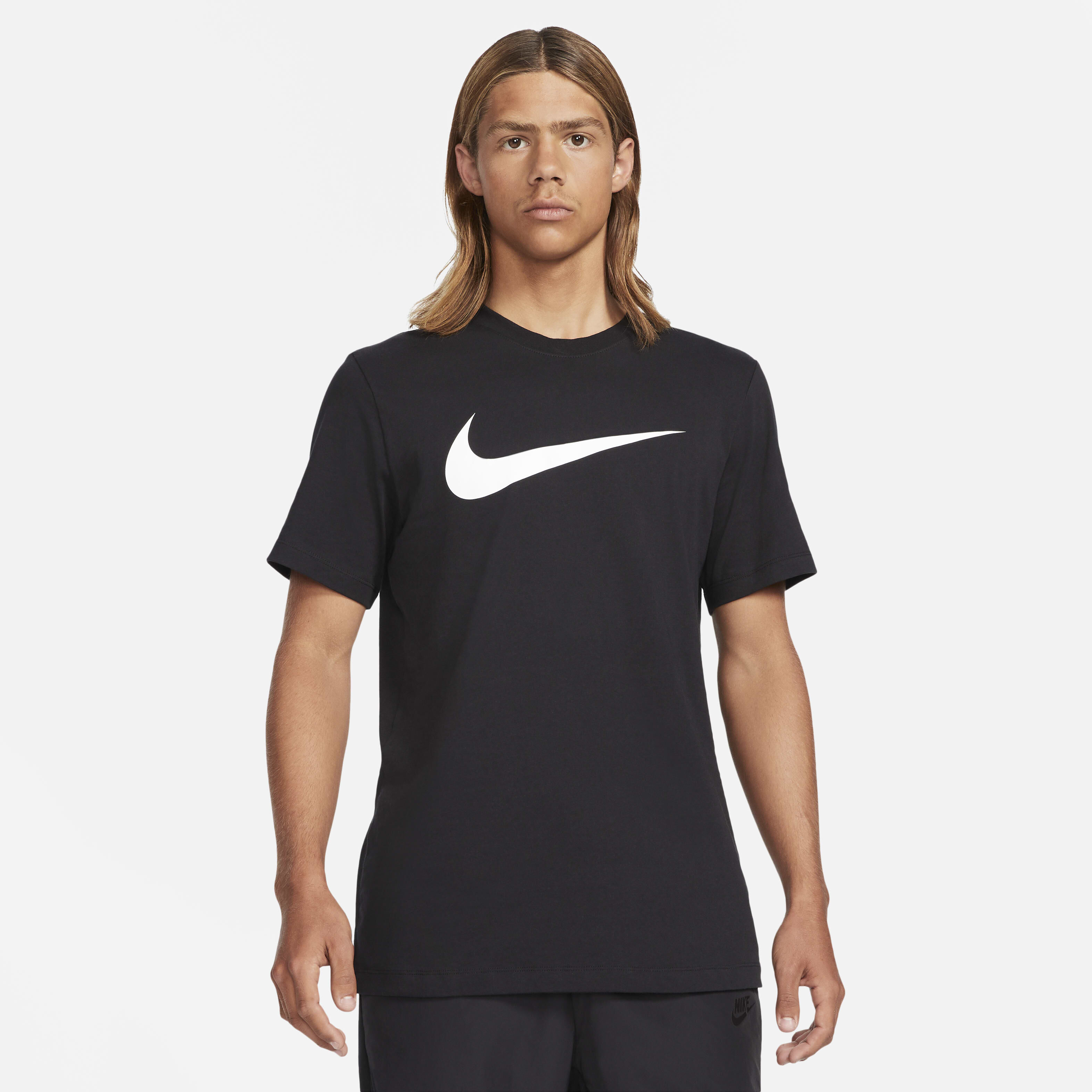 Buy Nike Sportswear Swoosh Men s T Shirt Nike Saudi Official