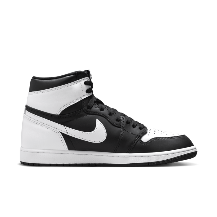 Shop Air Jordan 1 Retro High OG Men s Shoes Nike KSA