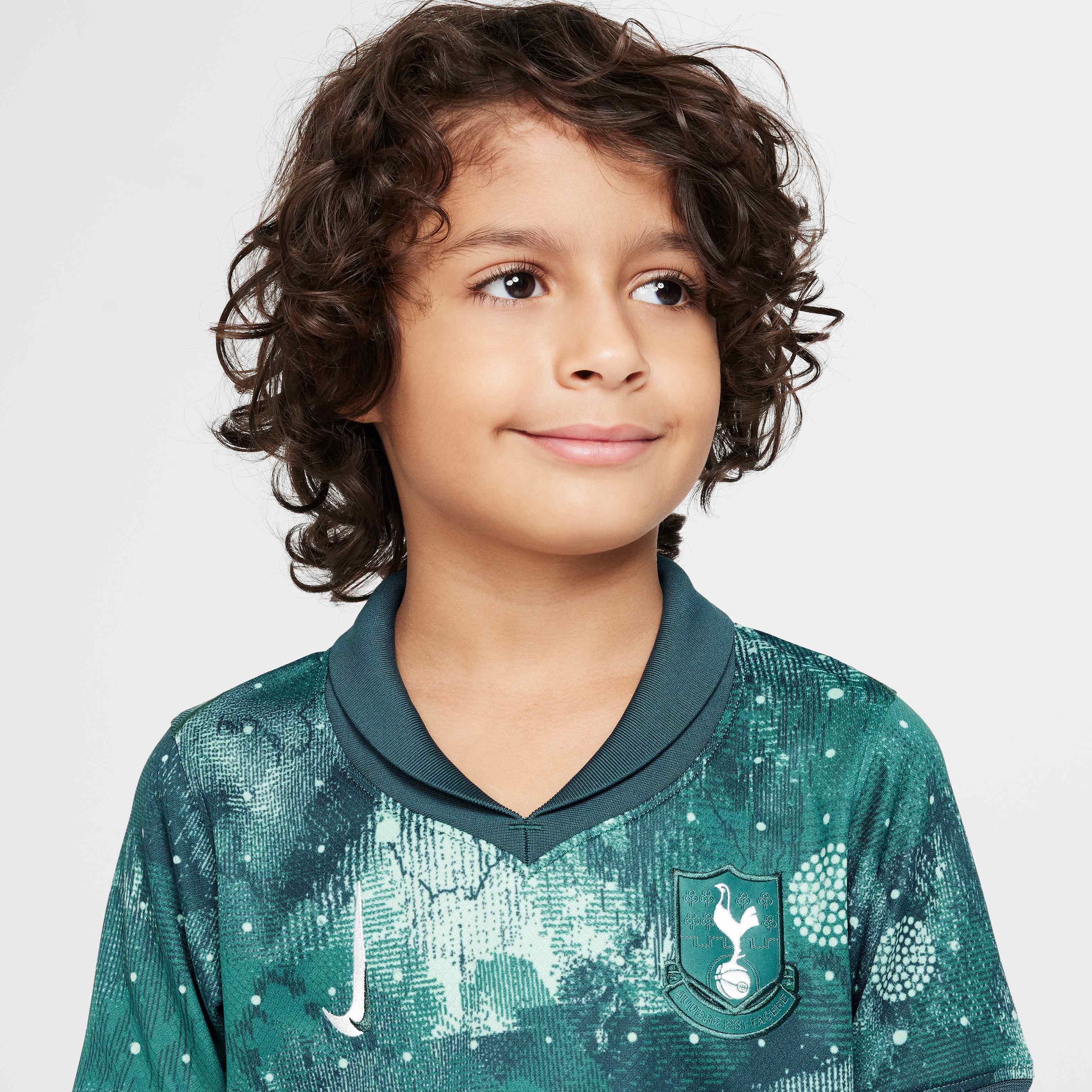 Tottenham Hotspur 2024/25 Stadium Third image number 3