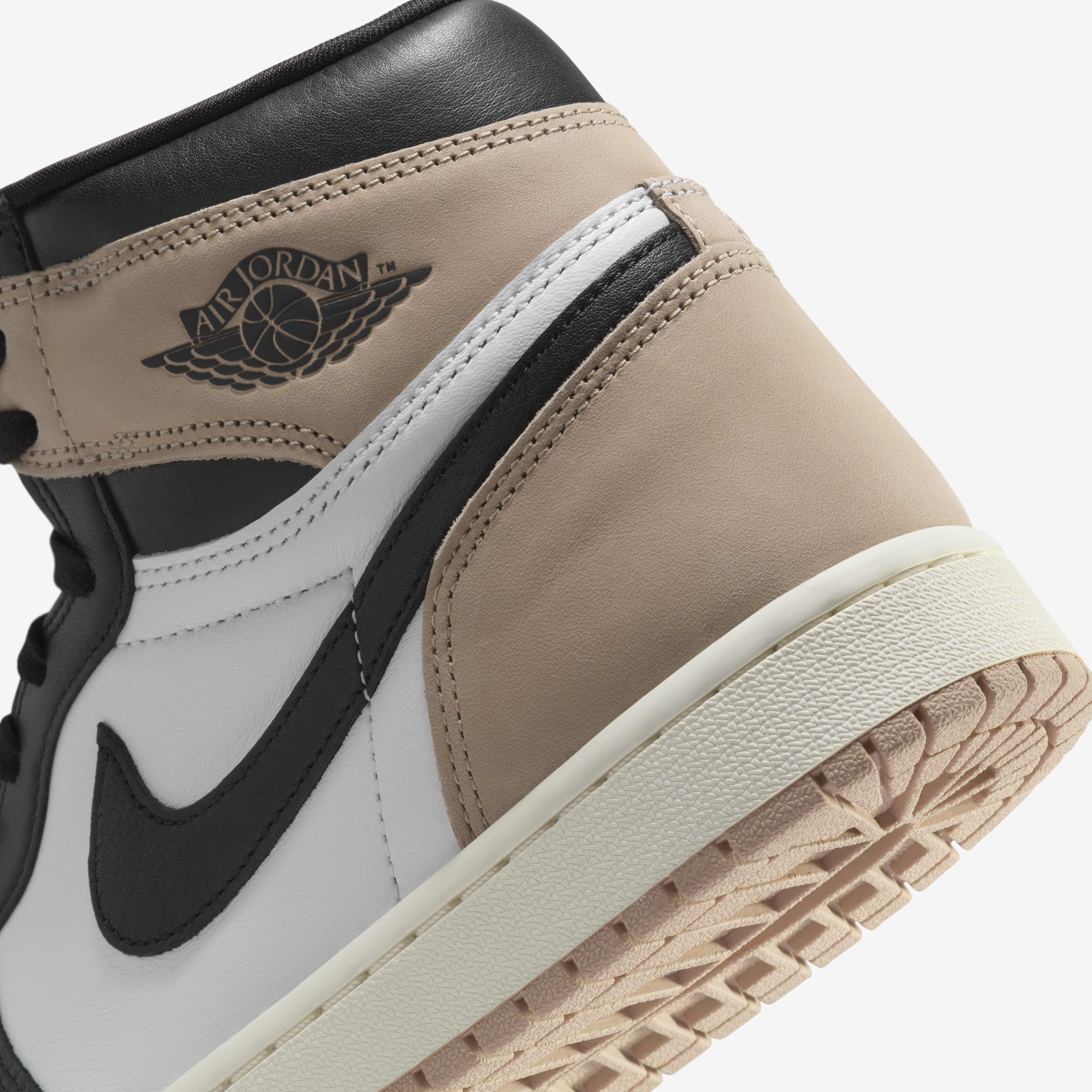 Buy Air Jordan 1 Retro High OG White and Gold Women s Shoes Nike Saudi Official
