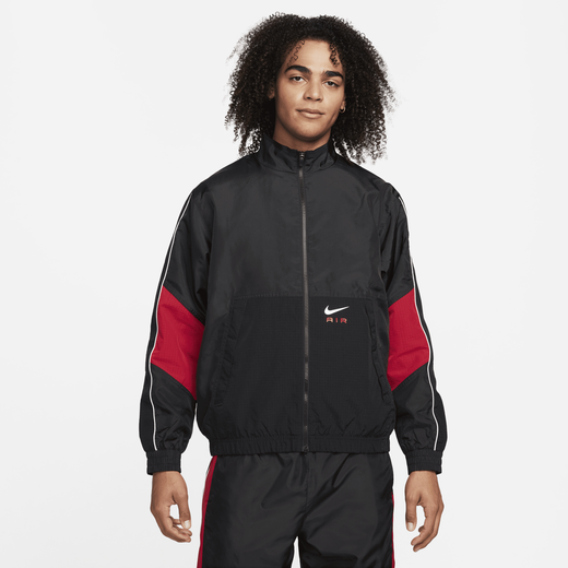 New In Men s Jackets Gilets in KSA. Nike SA