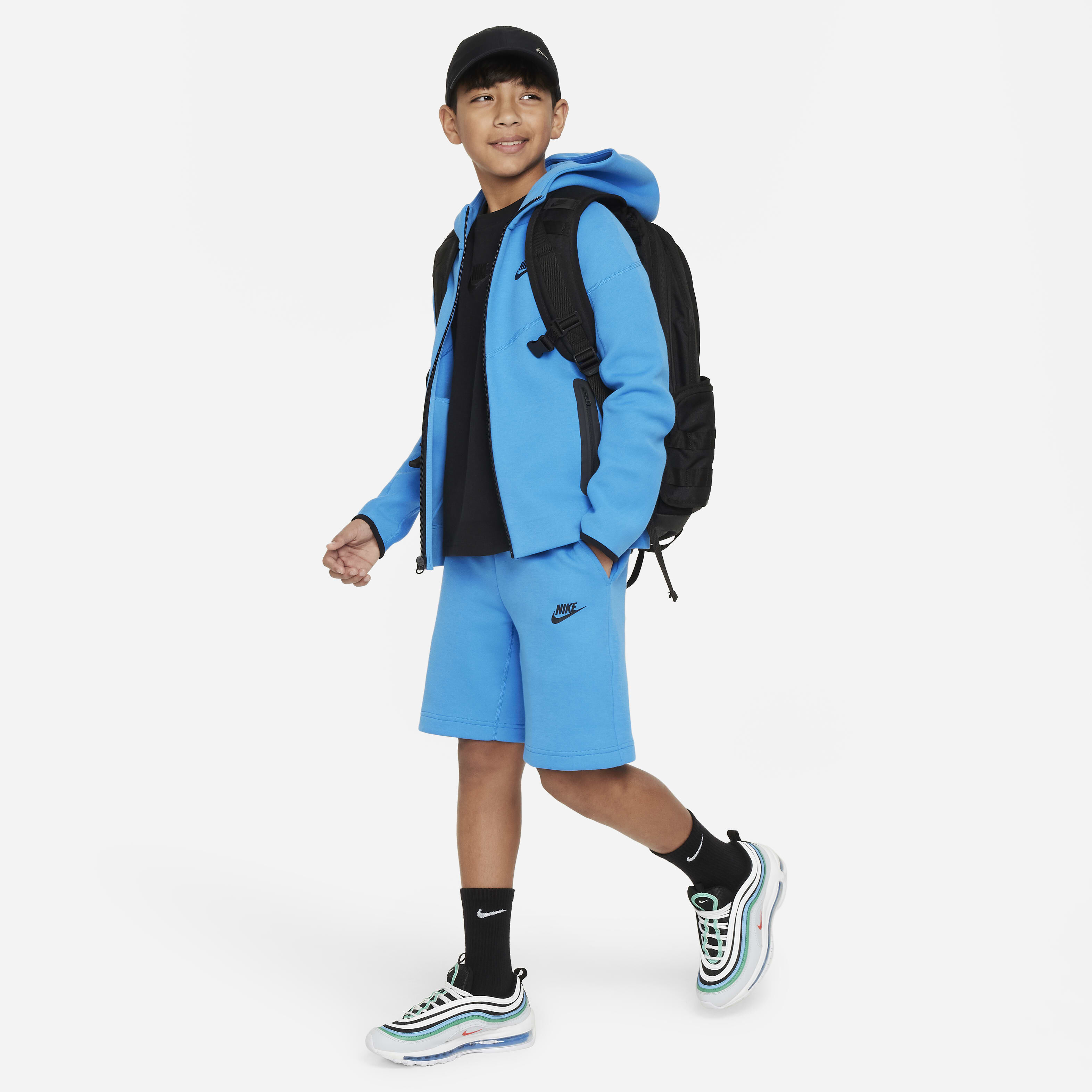 Boys nike tech shorts discount
