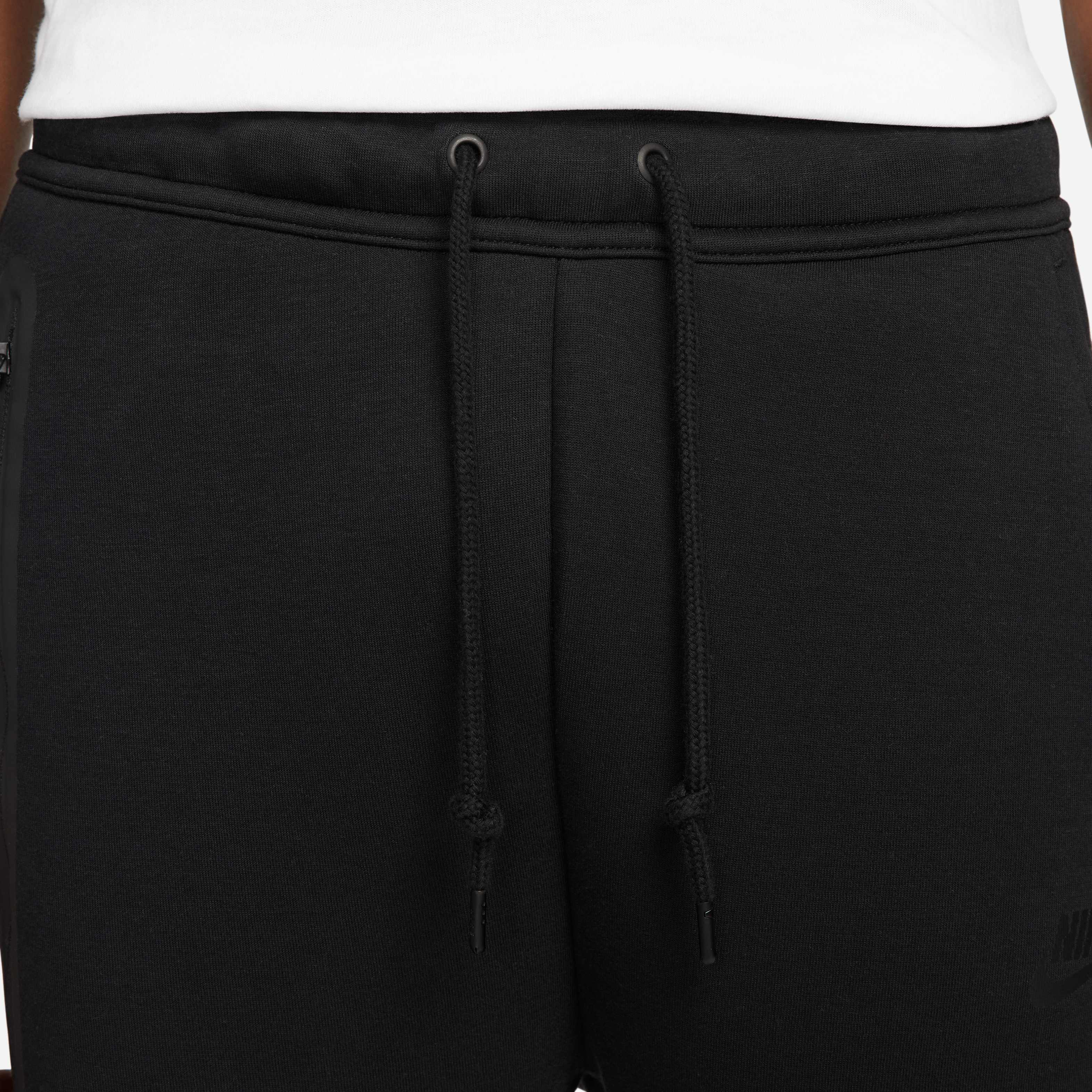 Nike Sportswear Tech Fleece image number 3
