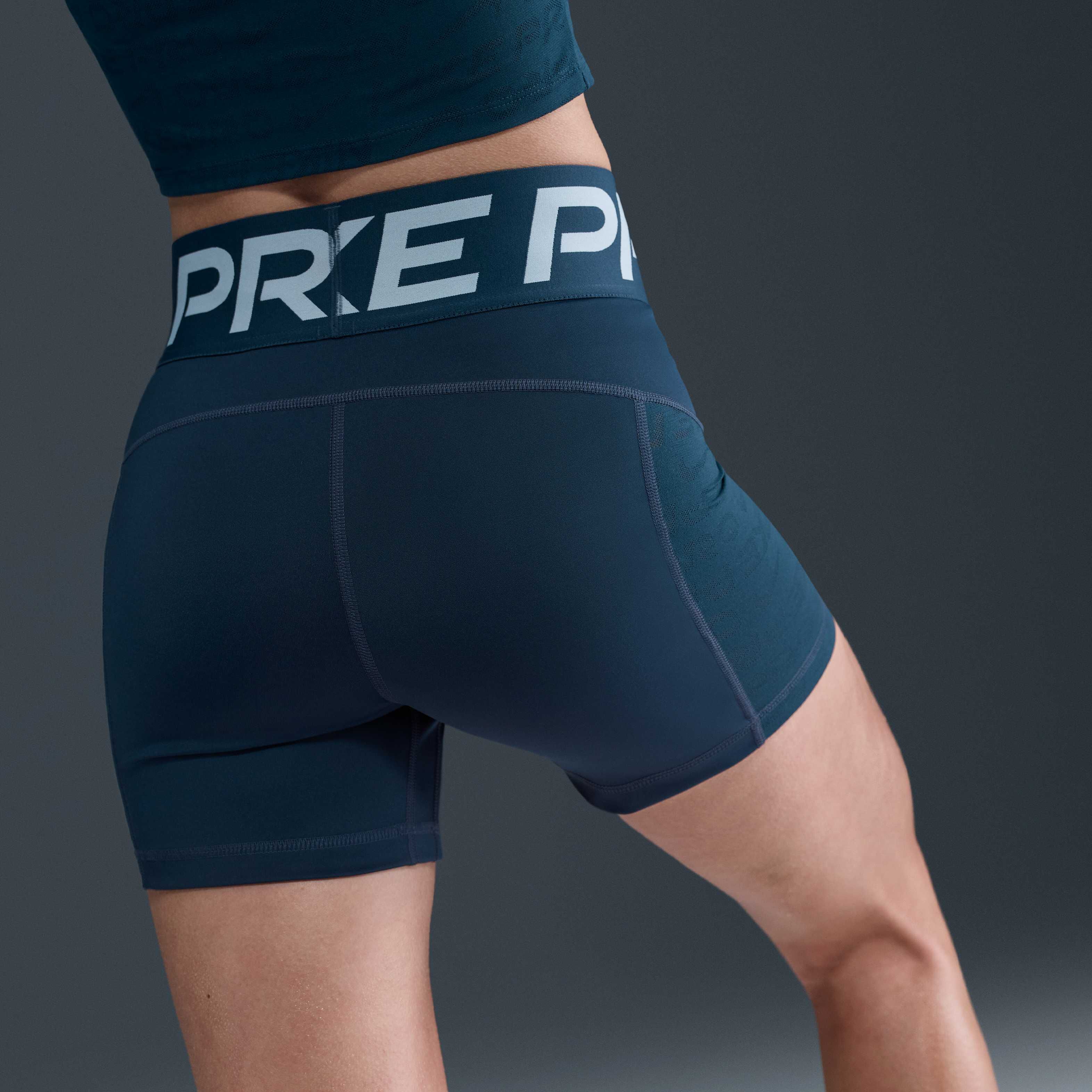 نايكي برو سكلبت image number 2