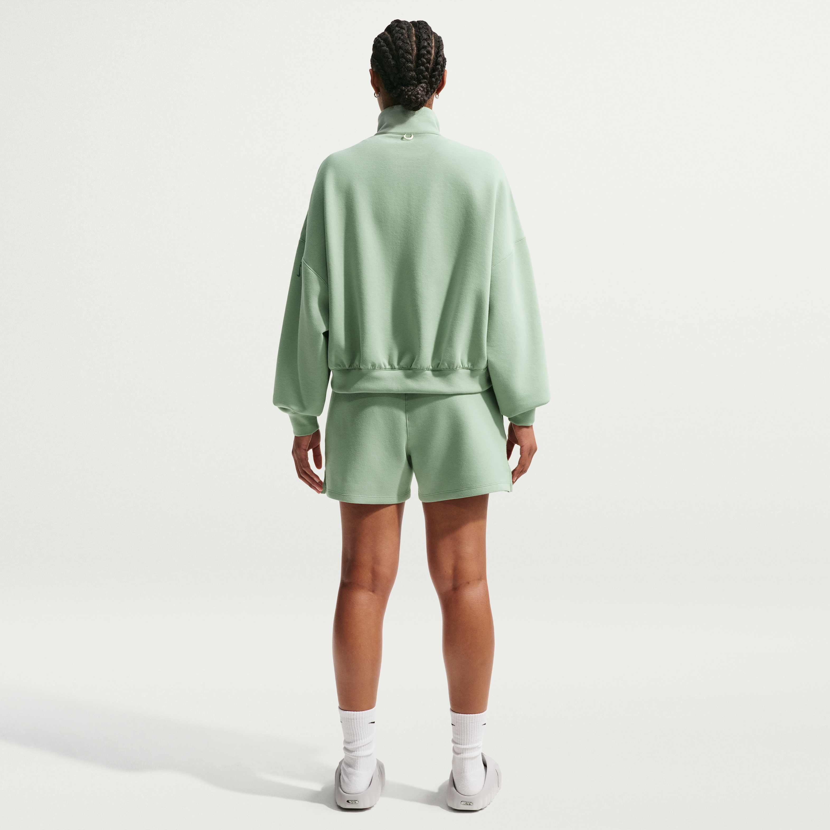 نايكي 24.7 امبوسبلي سوفت image number 4