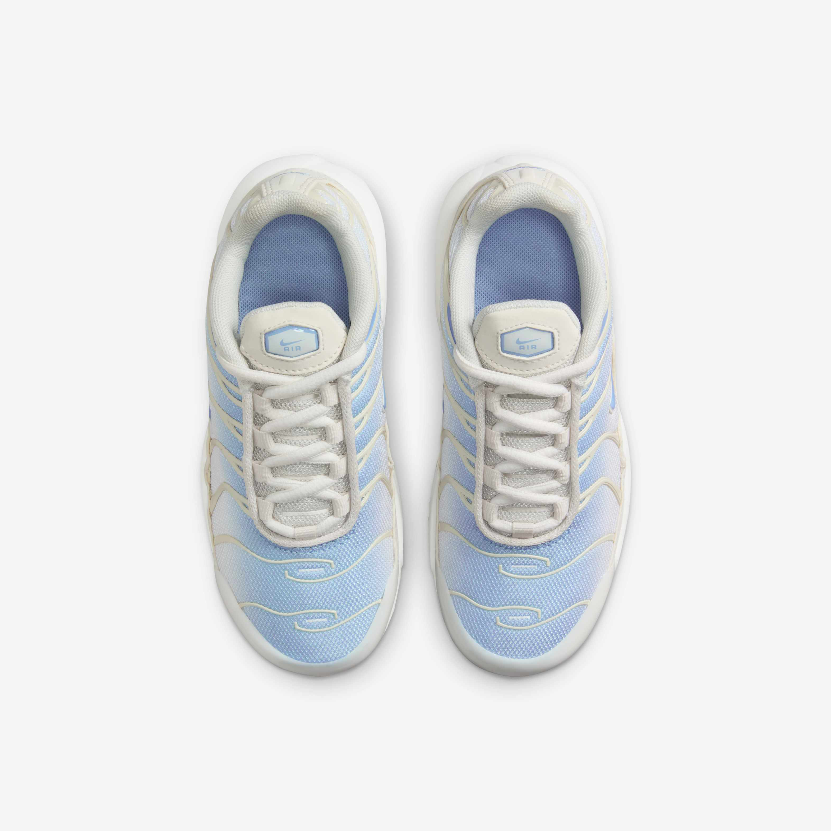 Nike Air Max Plus image number 3