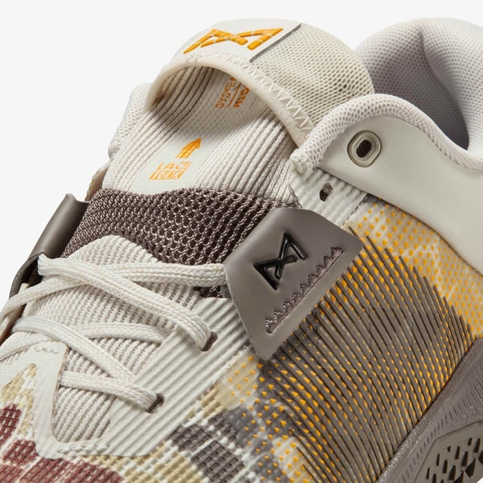 نايكي ميتكون 10 AMP image number 8 نايكي ميتكون 10 AMP image number 8