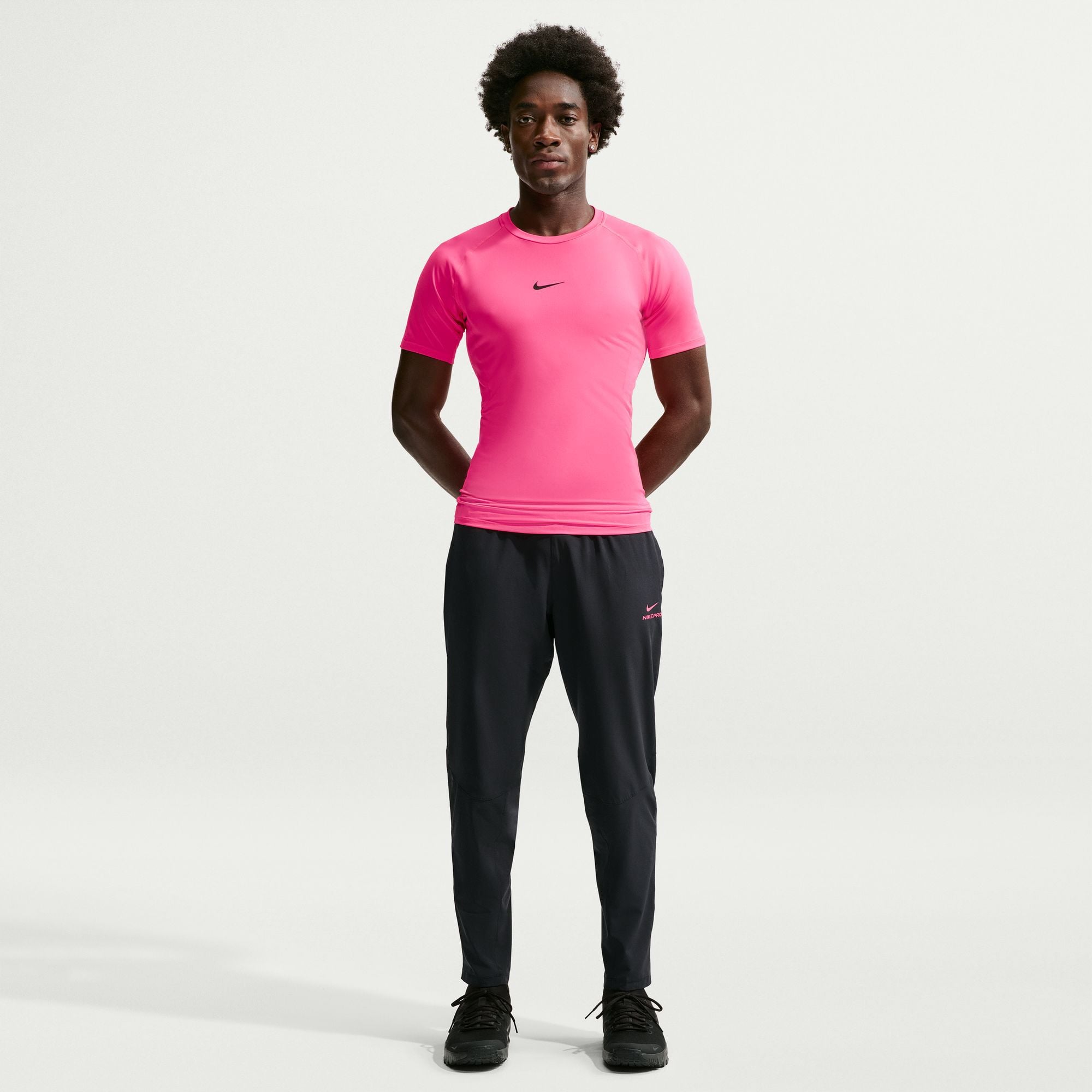 Nike Pro image number 0