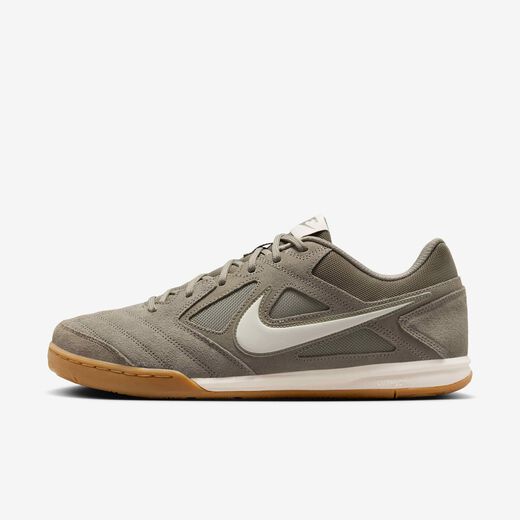Stylish Streetwear-Nike, Nike Gato, Men's Shoes