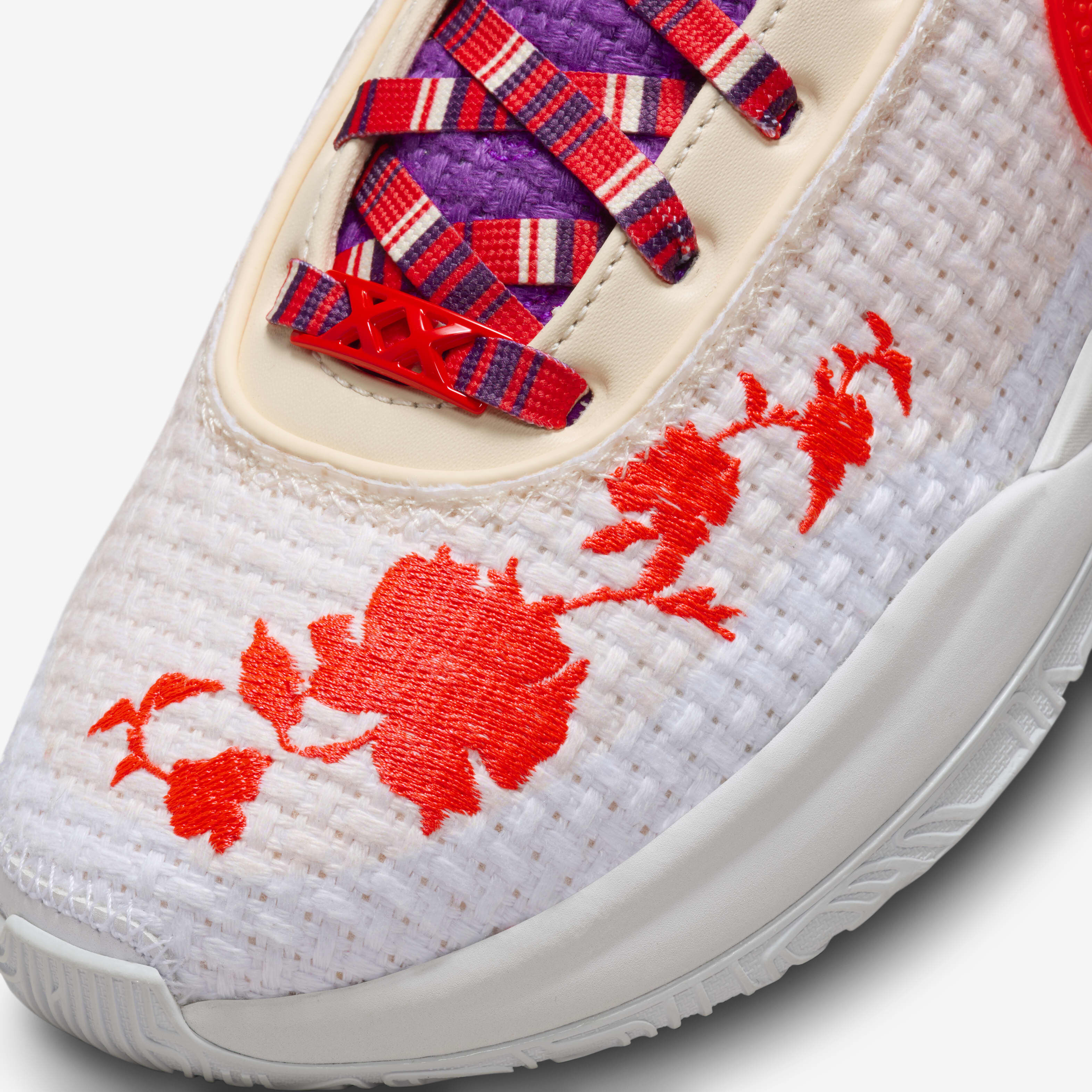 Buy LeBron XX x Mimi Plange Ceremony Basketball Shoes Guava Ice Bordeaux Bold Berry Bright Crimson Nike Saudi Official