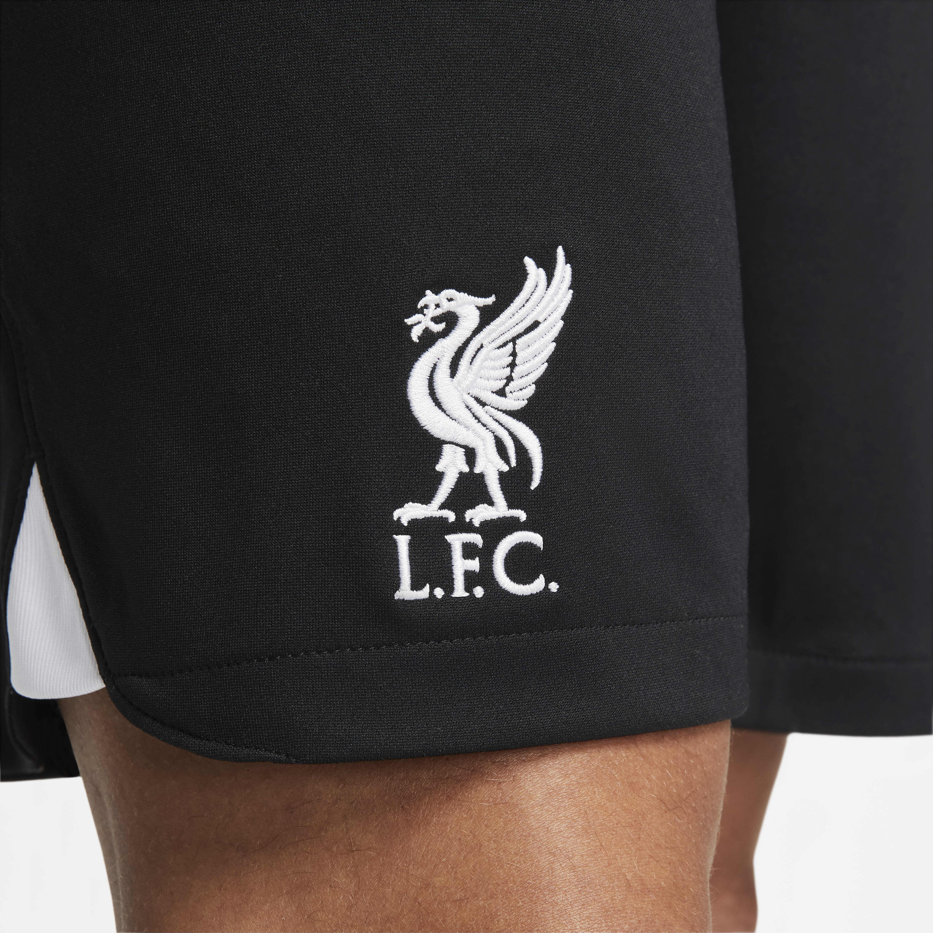 Liverpool F.C. 2023/24 Stadium Away image number 4