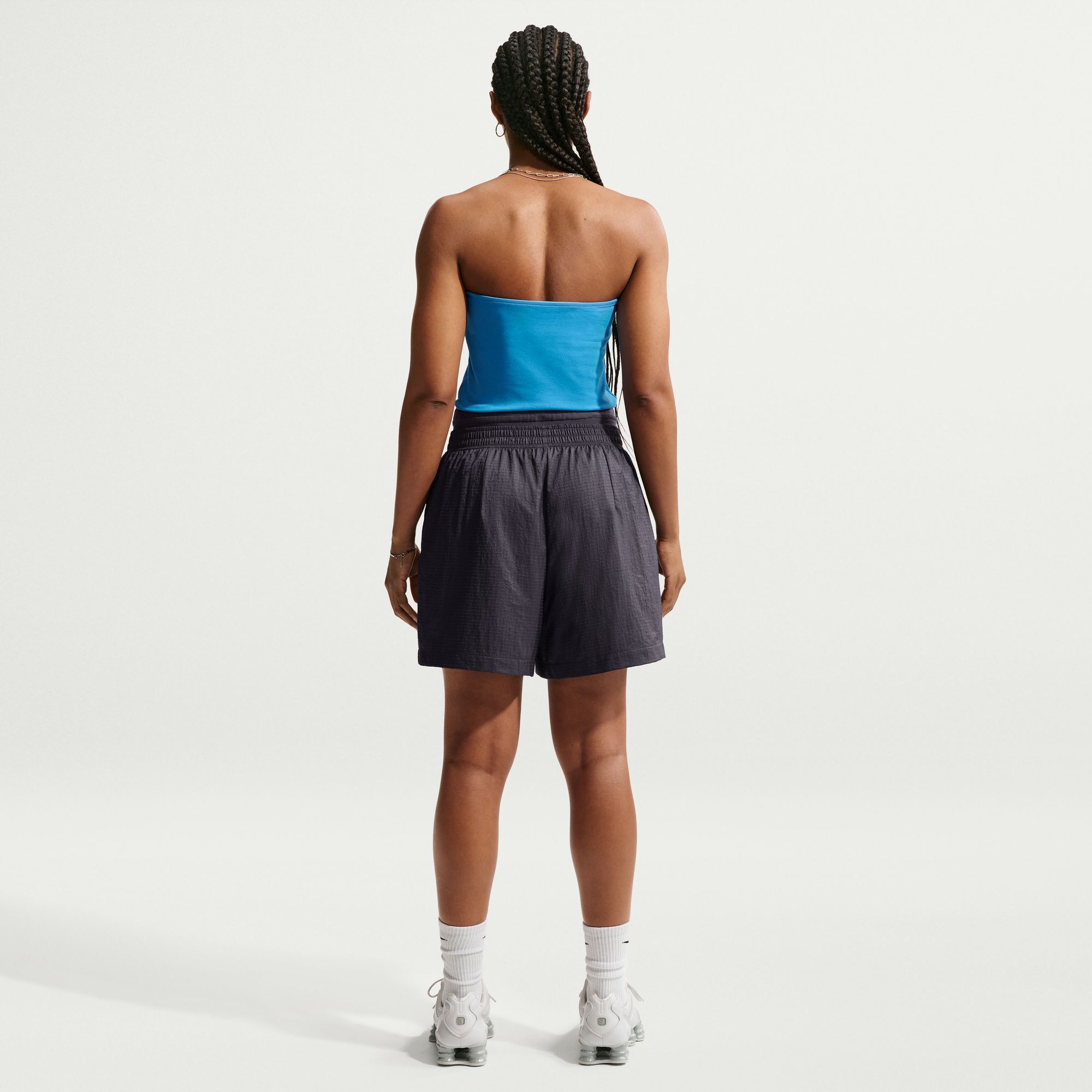 Zoom image