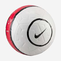 Nike Academy Total 90
