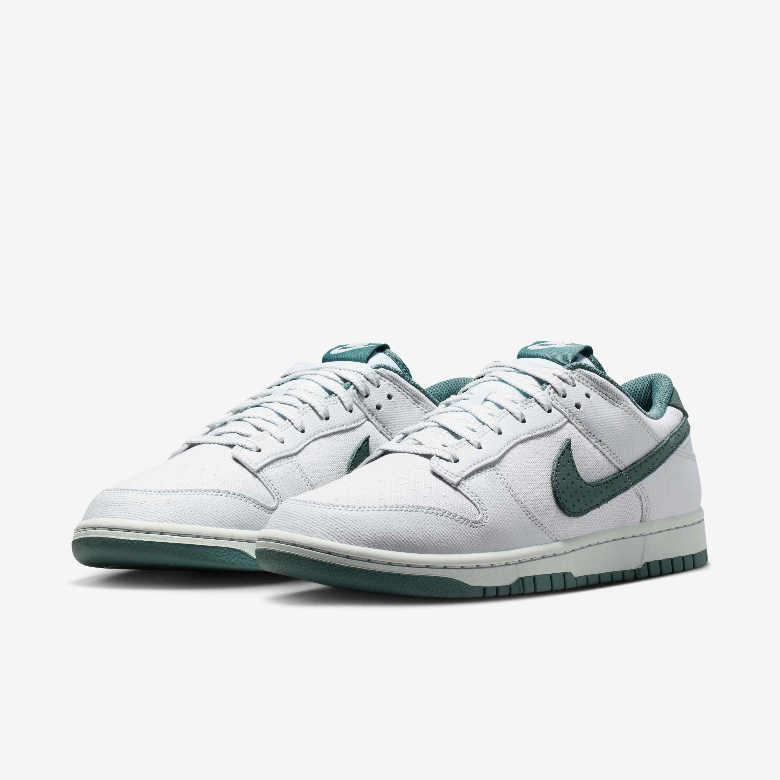 Nike Dunk Low Retro image number 4