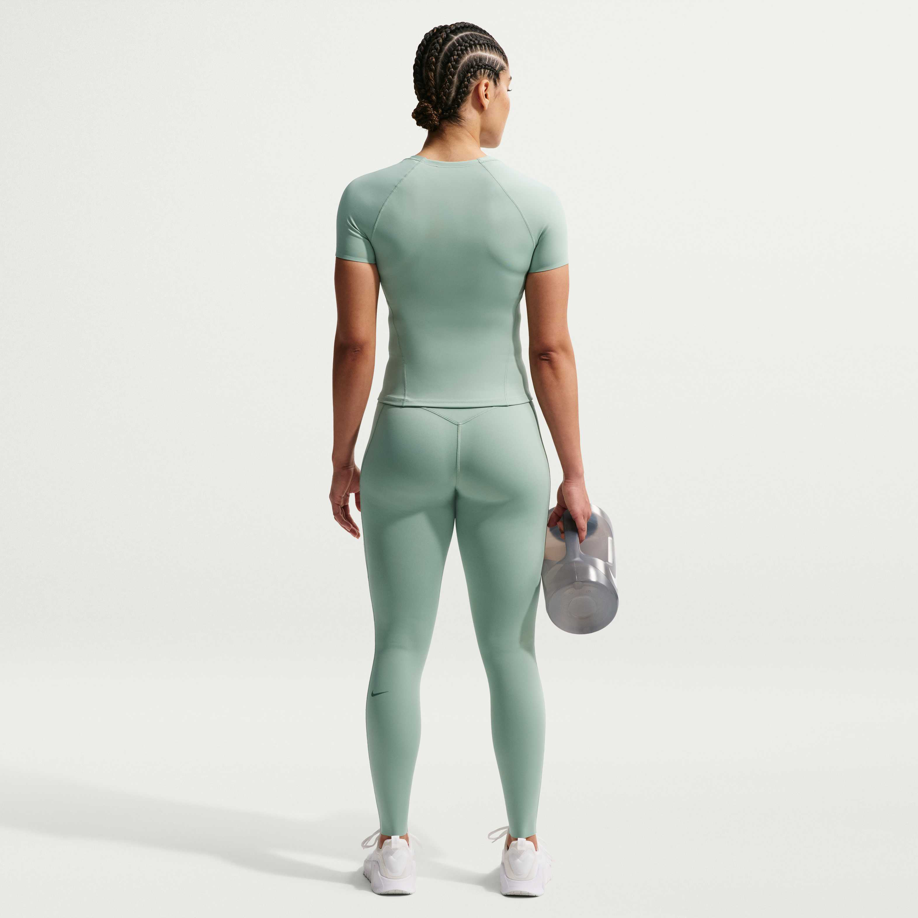 Nike Universa image number 4